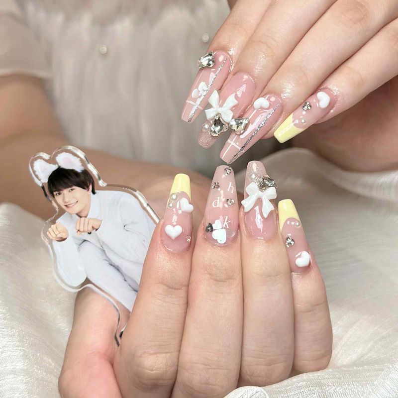 Mew_SanieNail