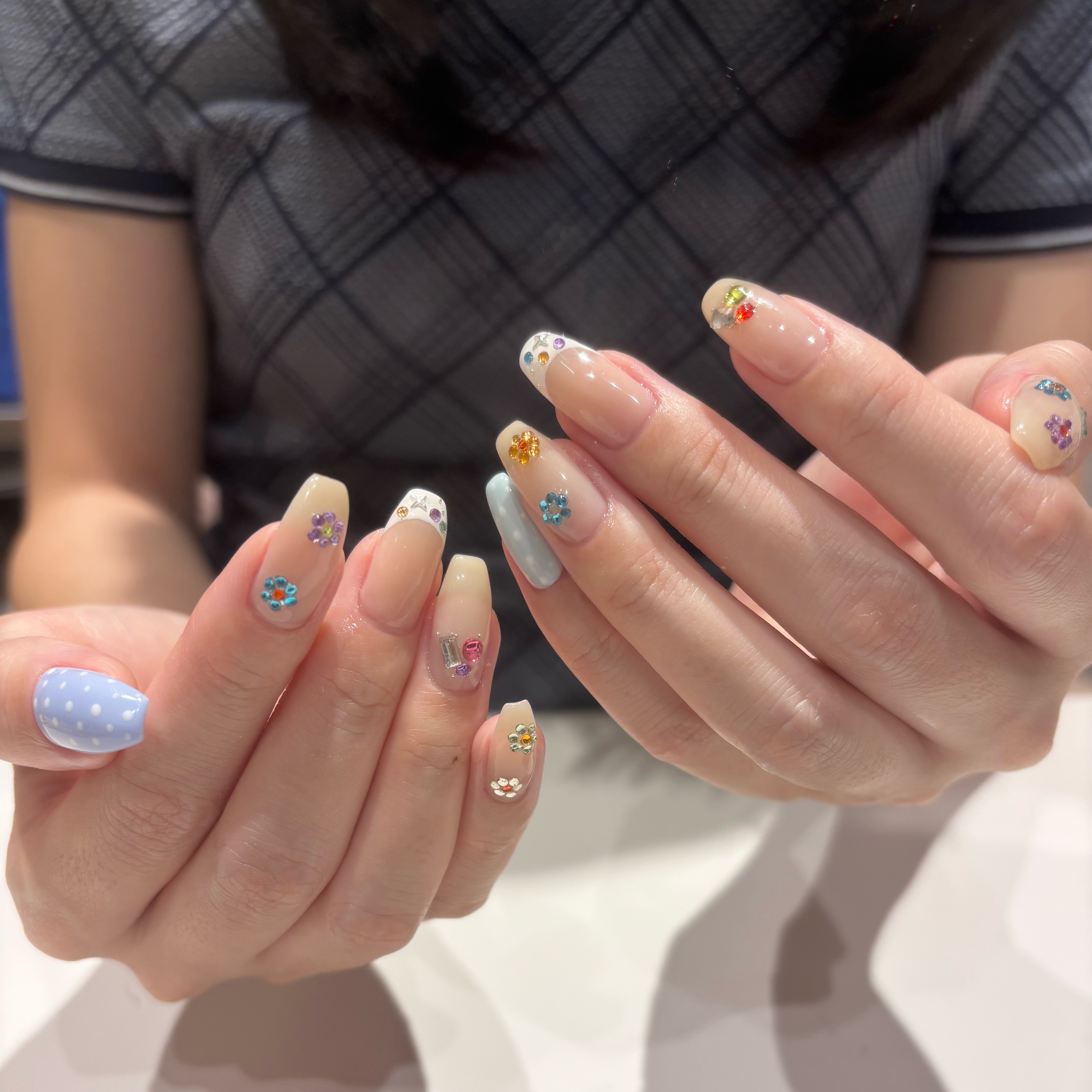 JUNO_NAIL