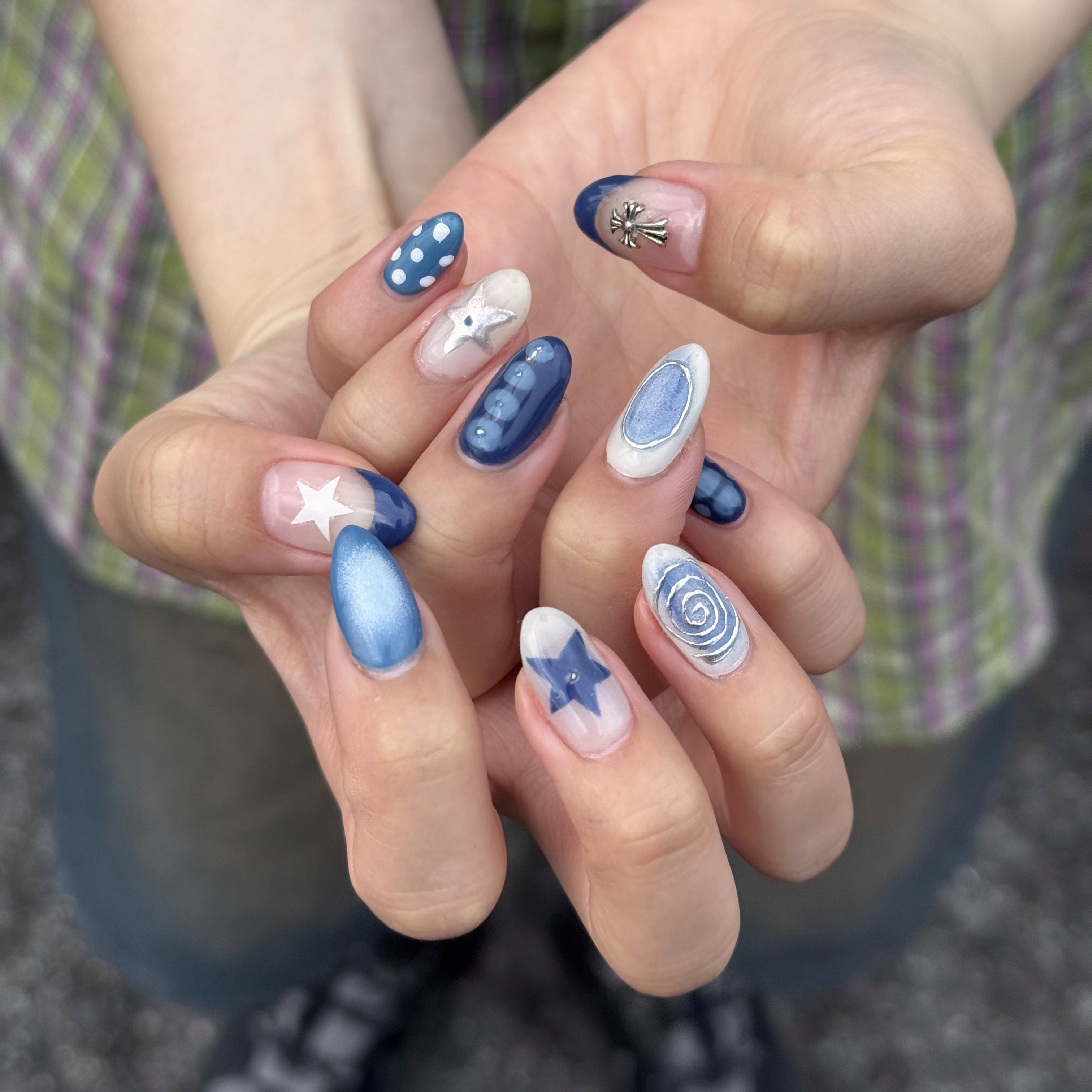 Rire.nail