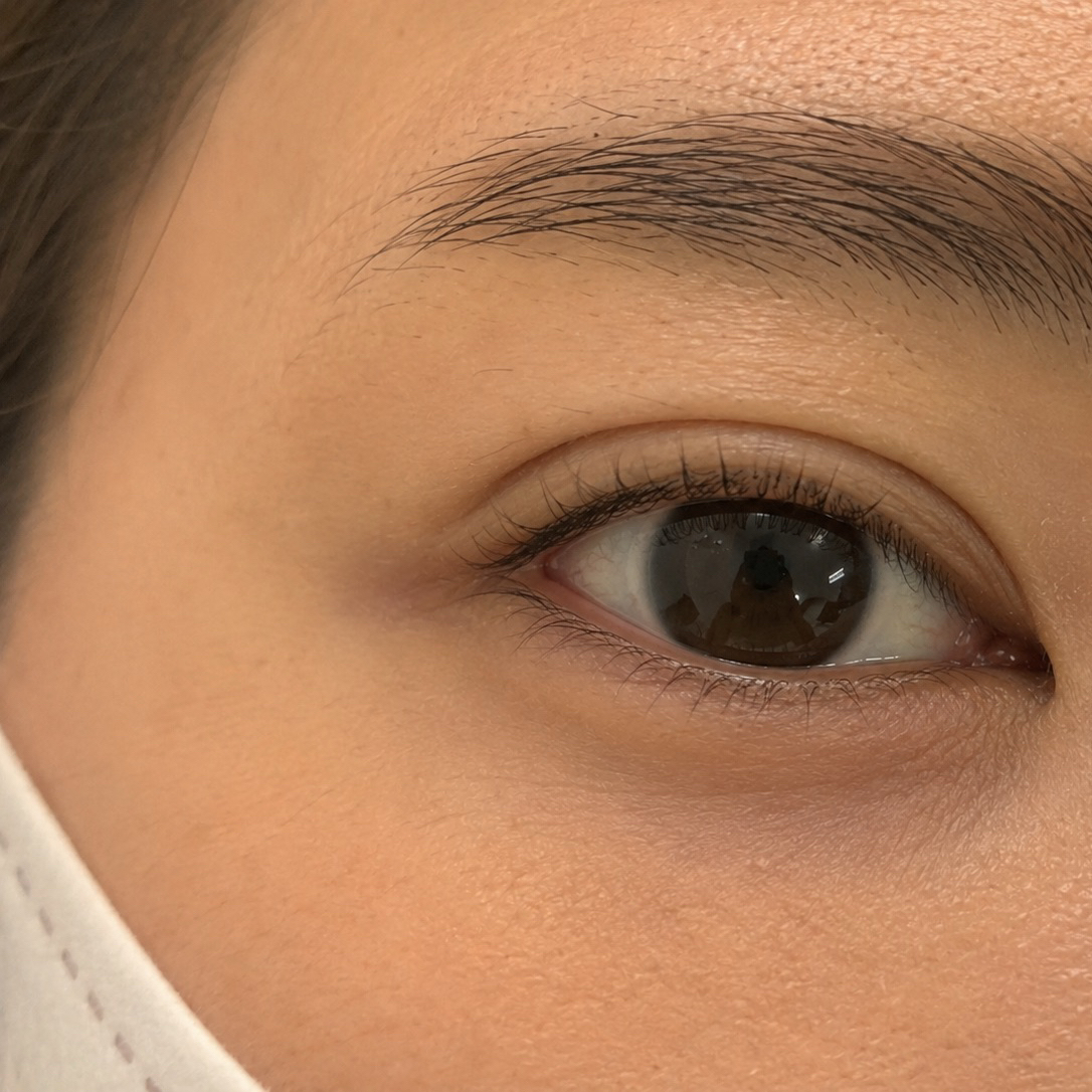 Crown.eyelash