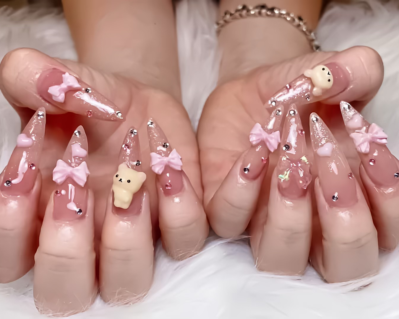 Huyn_Nail_