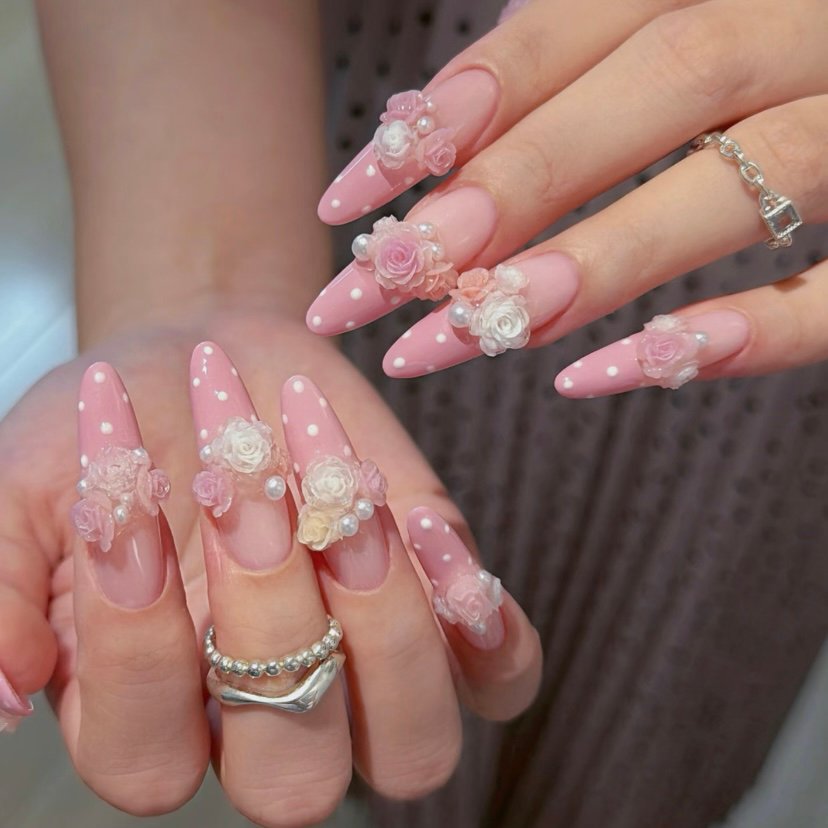 UM_NailSALON