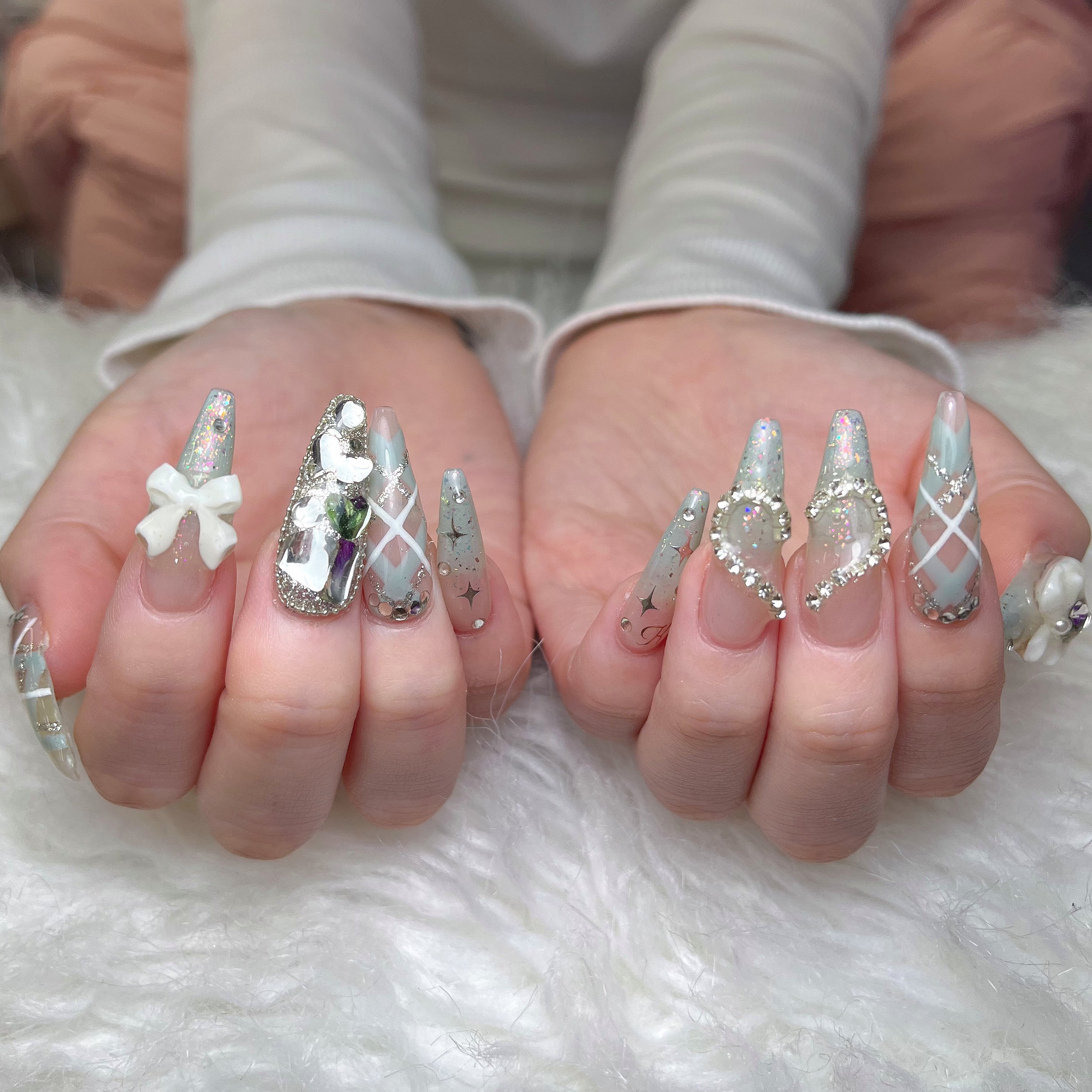 Nie_Nail_Yui