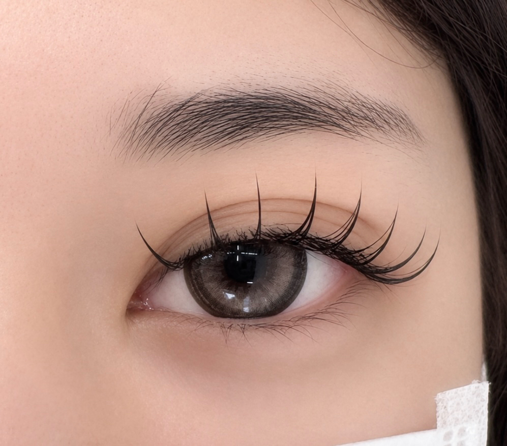 ef_eyelash_riona