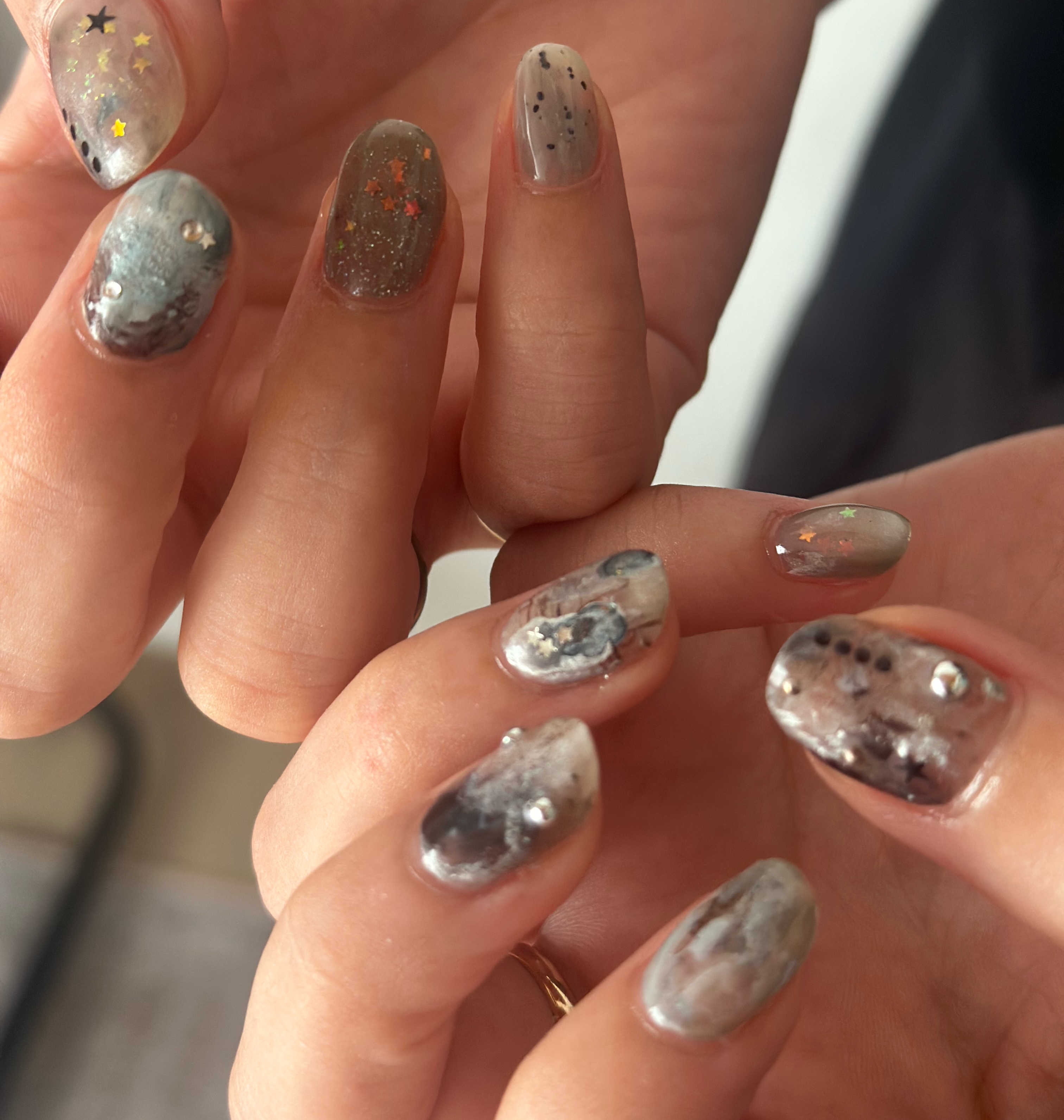 ana_nail