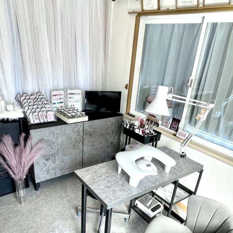 home nail salon Betty