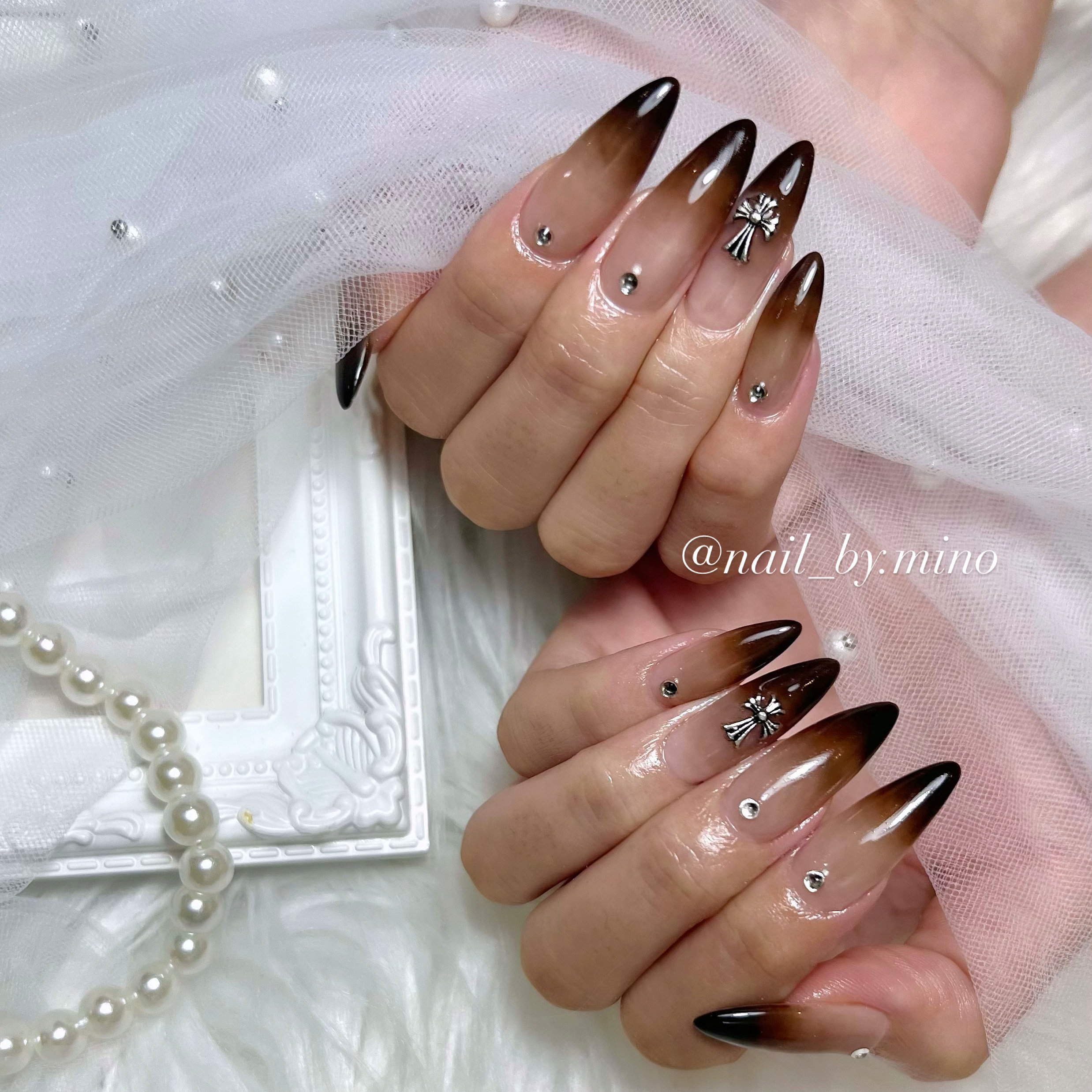 nail_by.mino