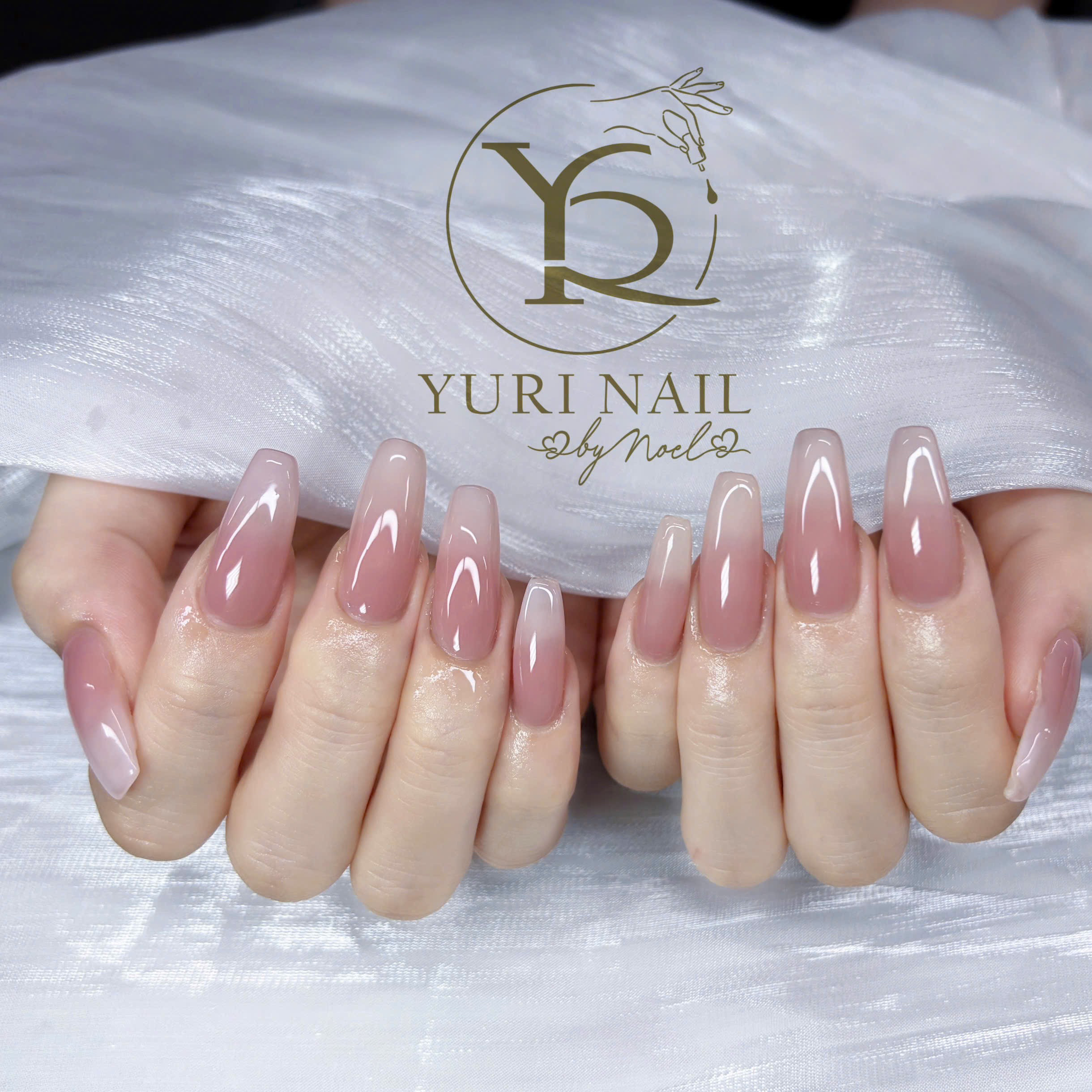 Yuri_nail_Anh