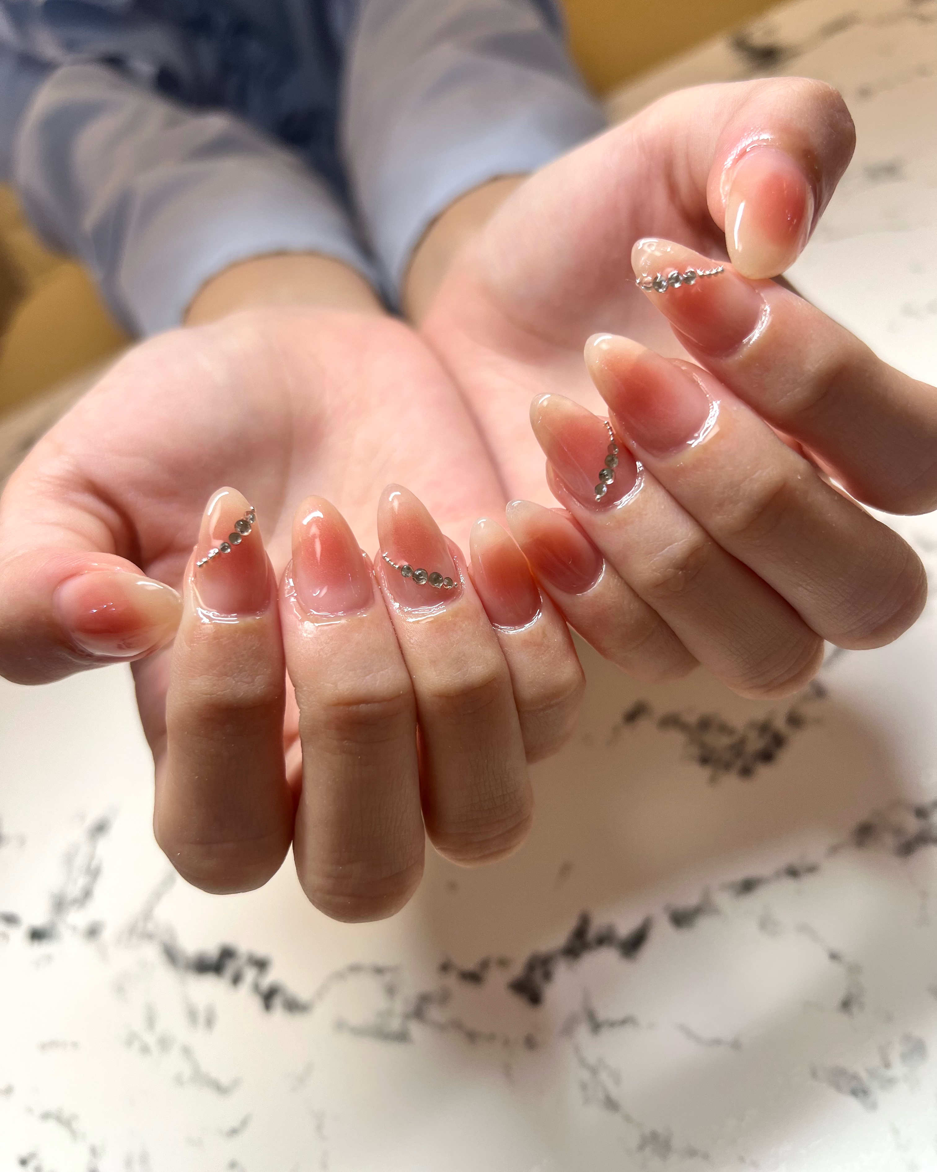 rays_nail.salon