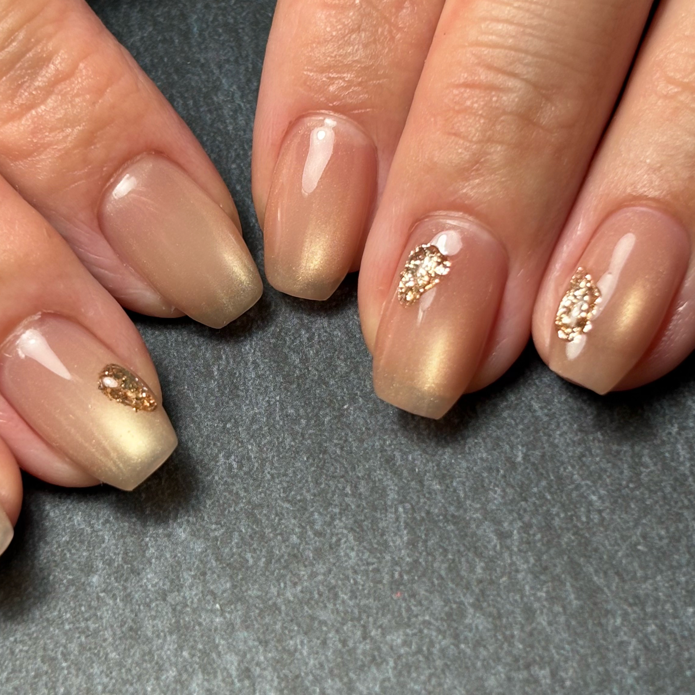 nail_abientot