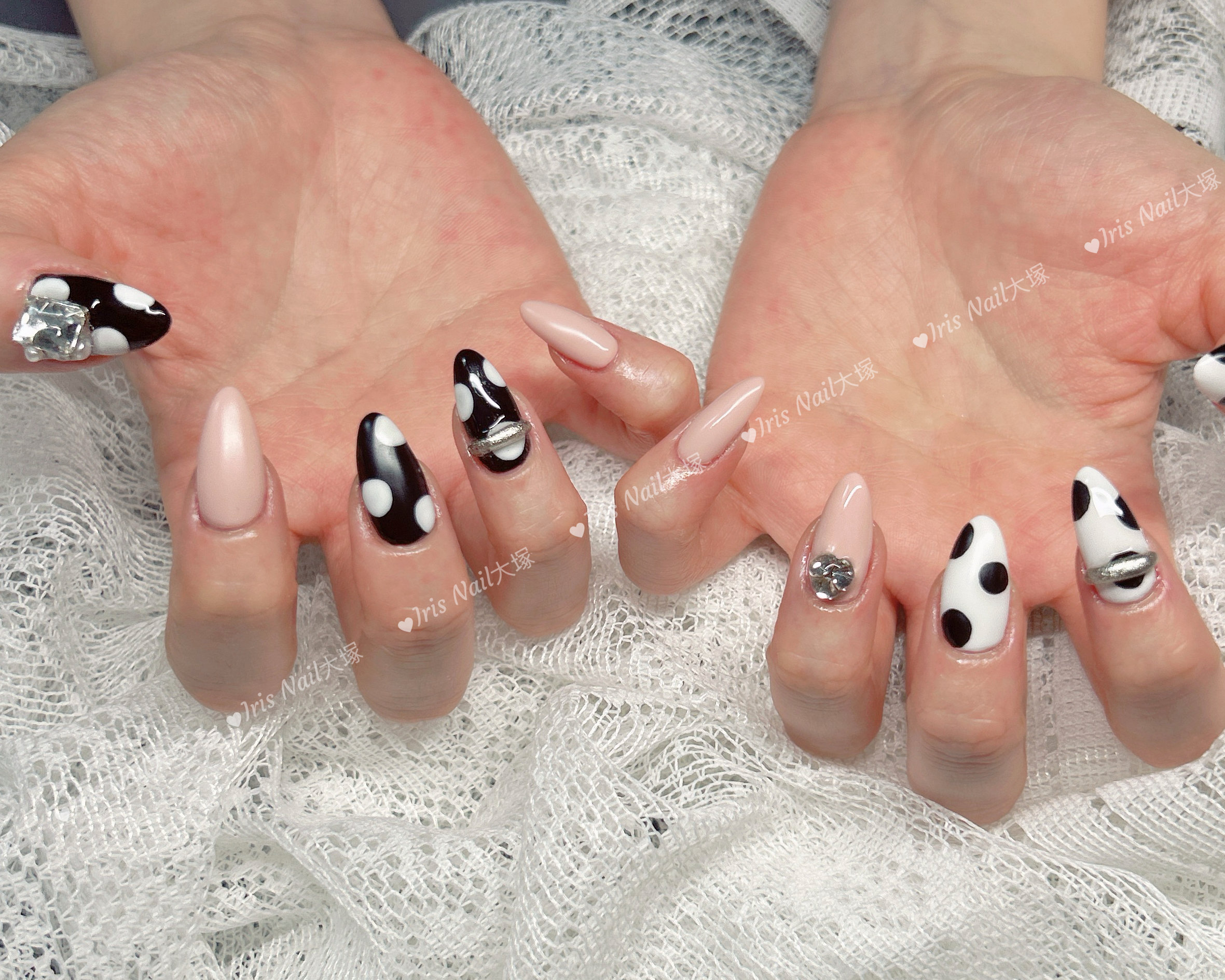 Iris_Nailootsuka
