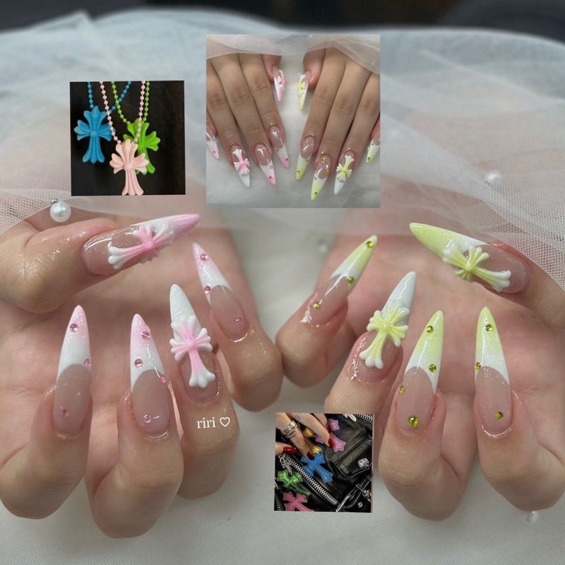 RiRi Nails Studio