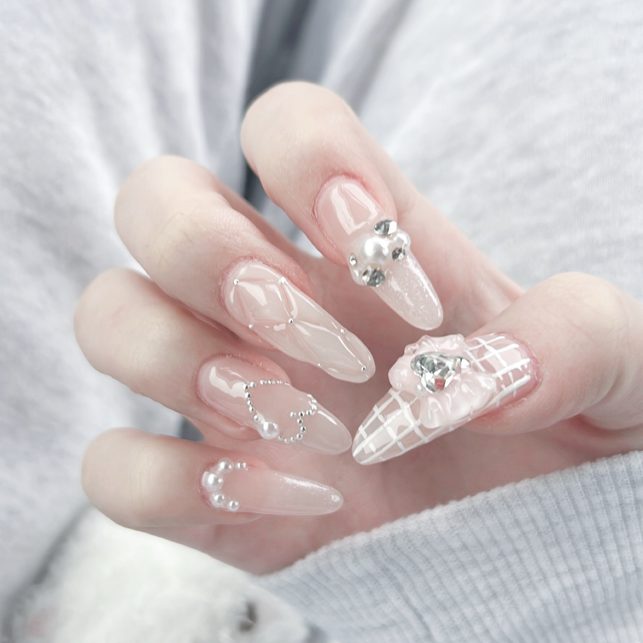 nia._.1018