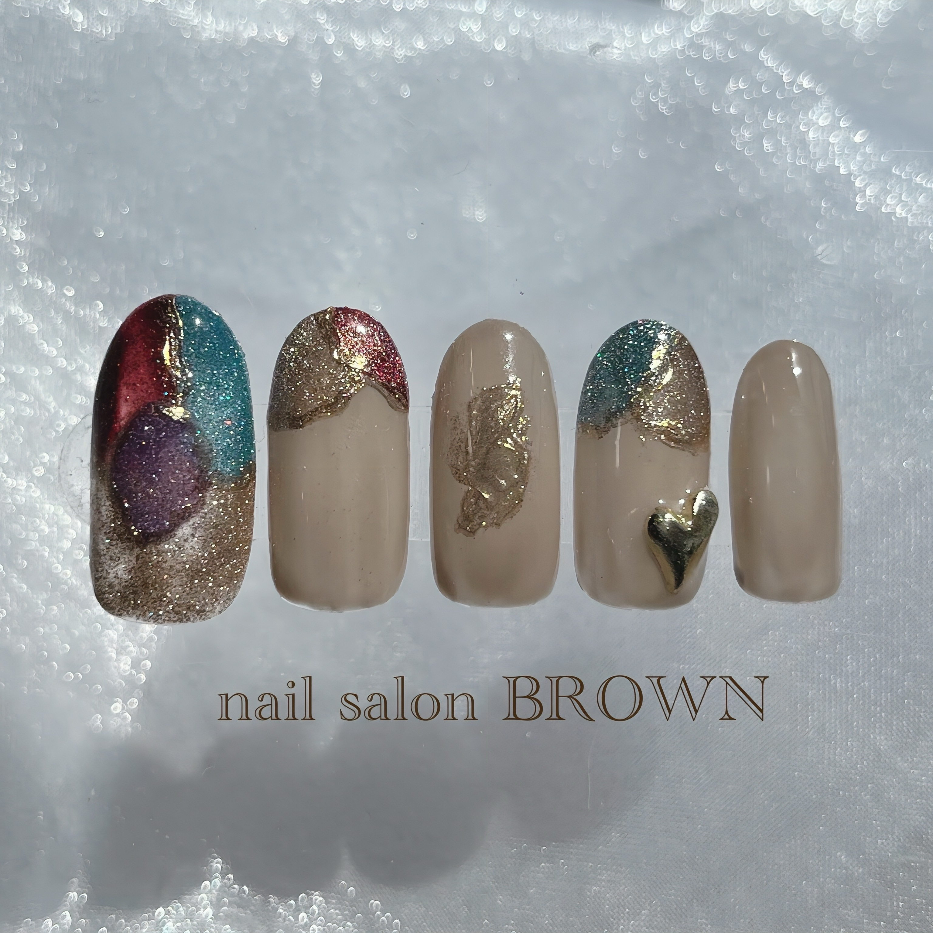 nail_salon.BROWN