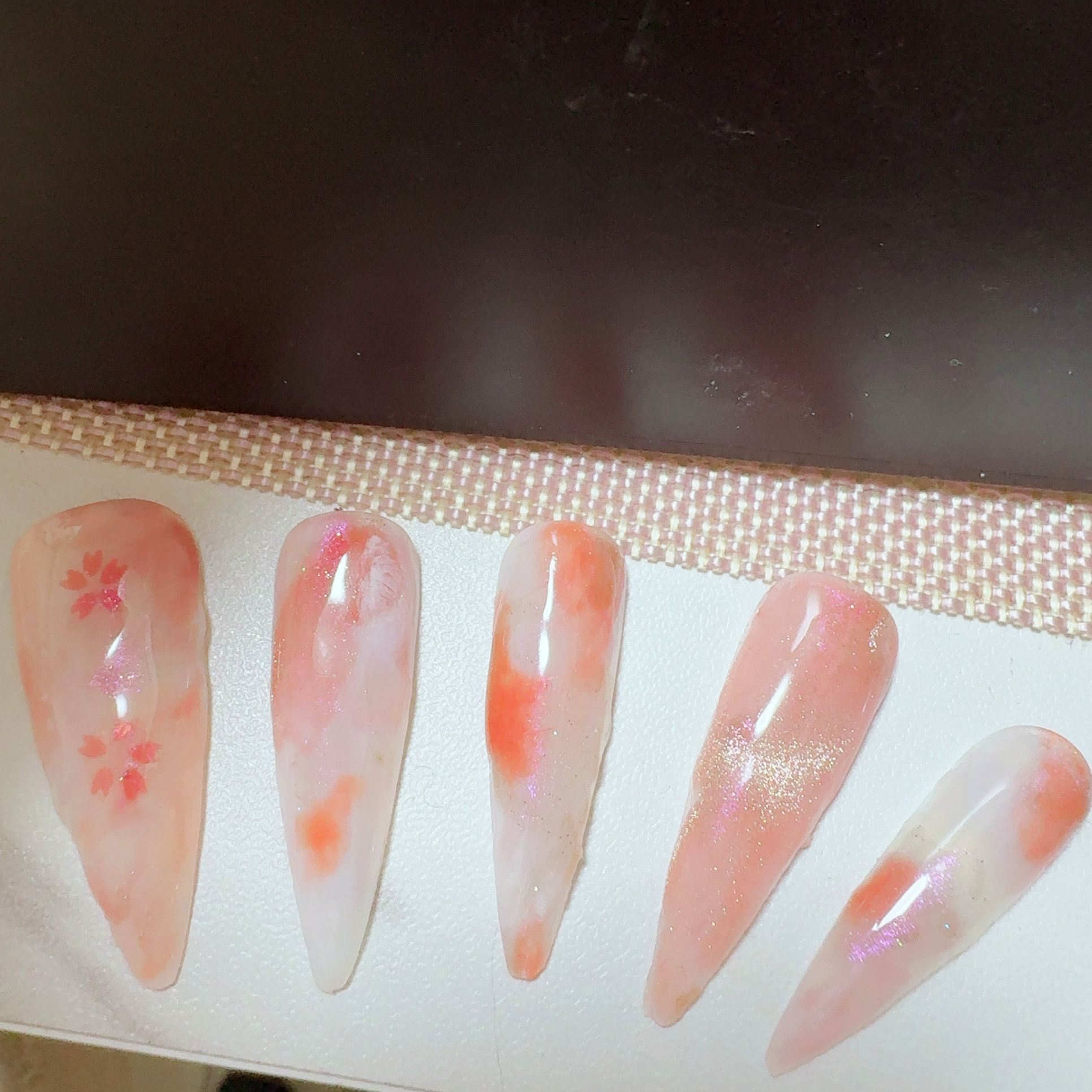 rr18.nail