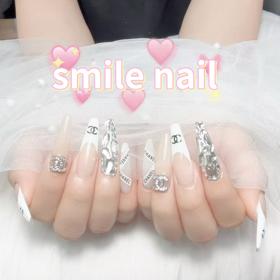Smile_nailomiya