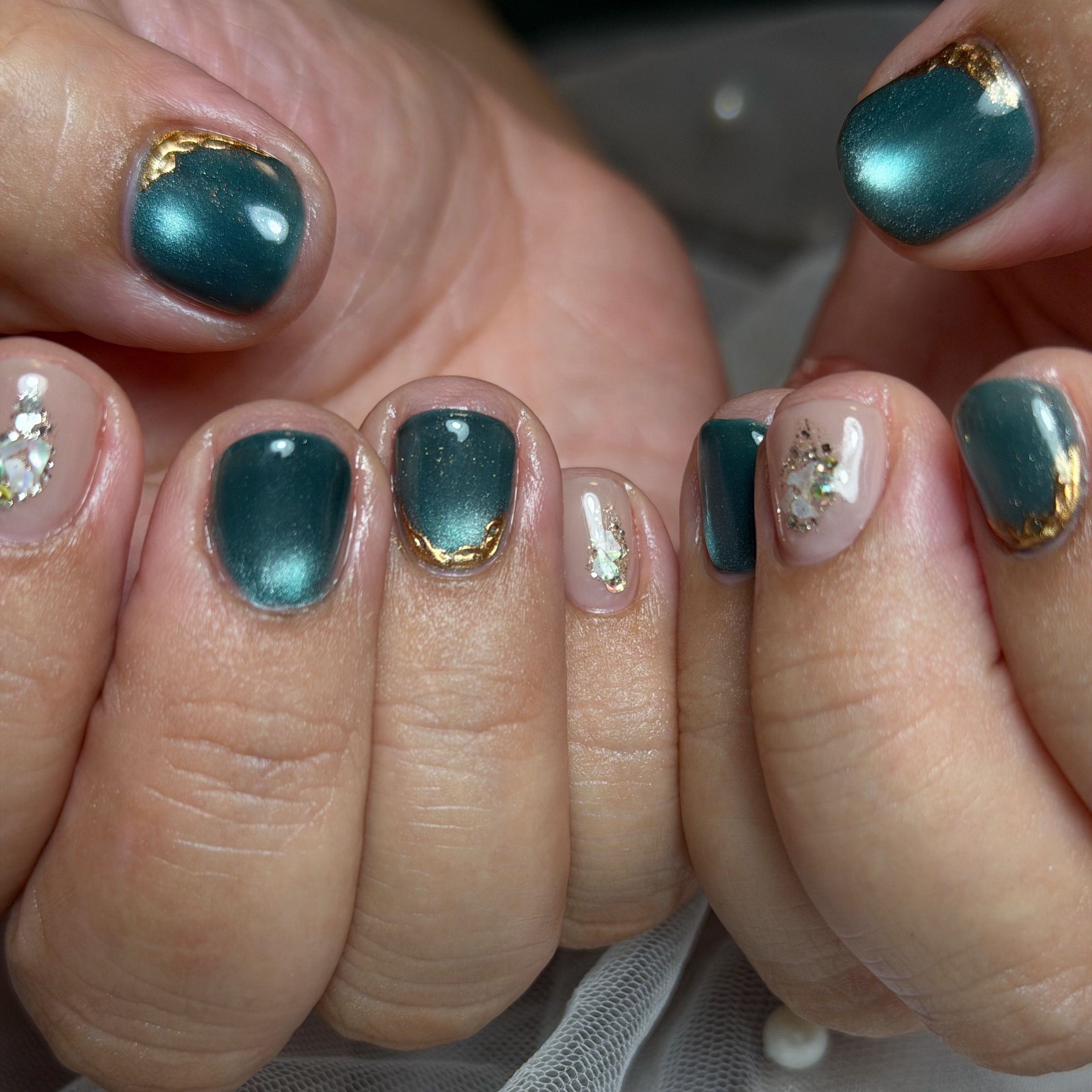 M...nail