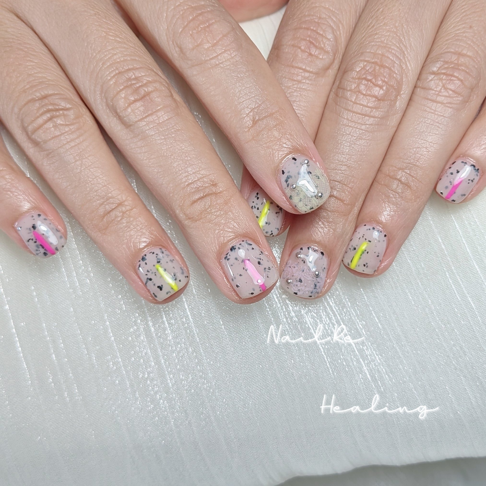 nail.re