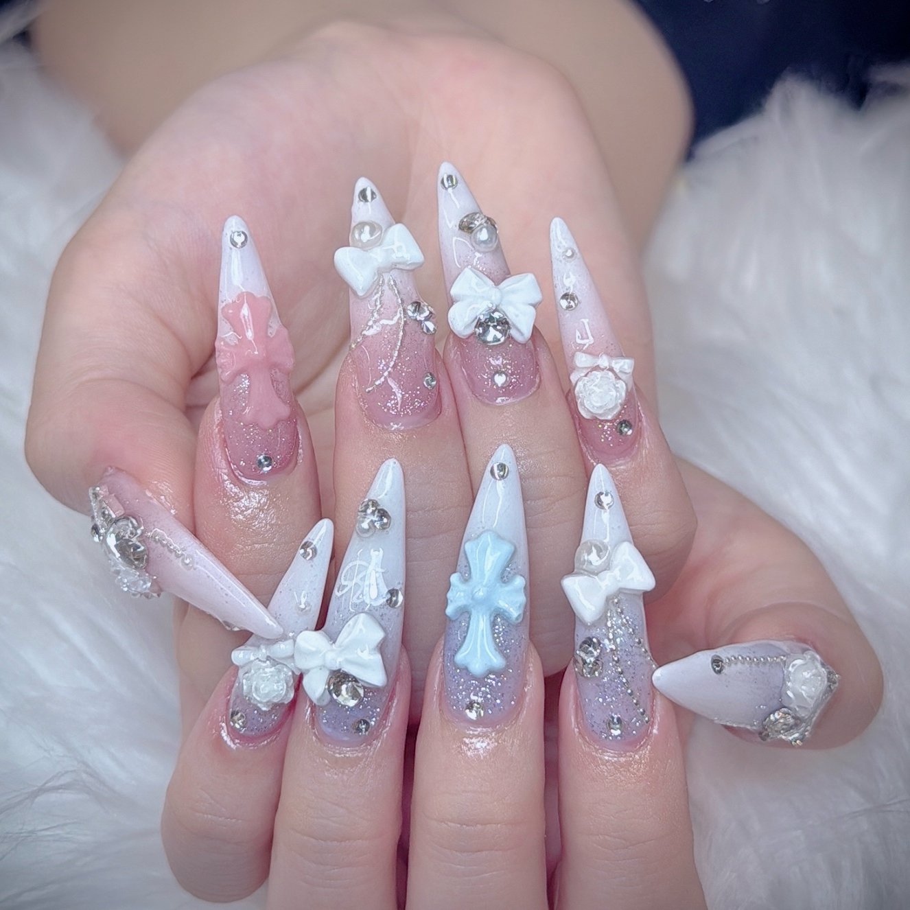 Vp1hue_nail