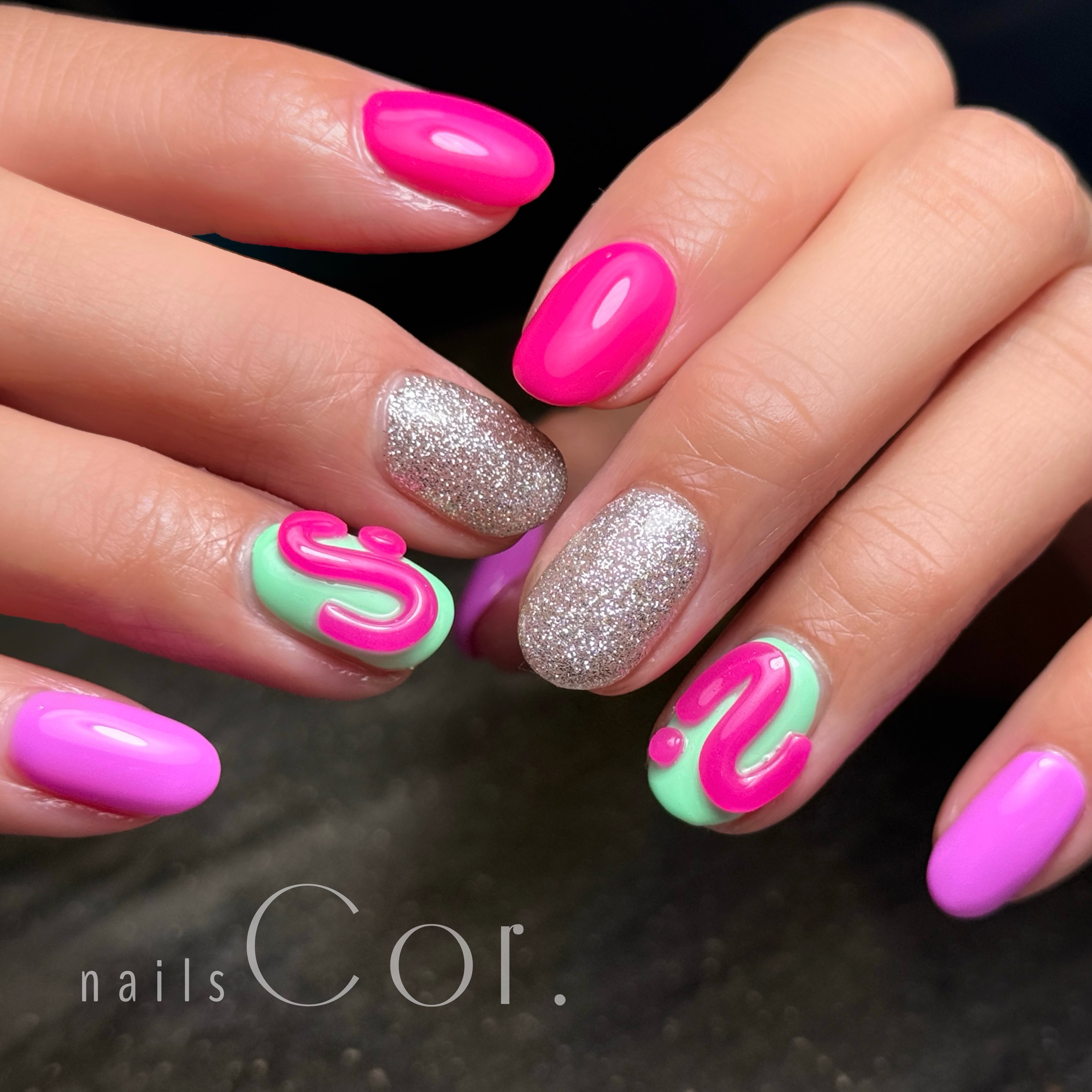 nails_Cor.