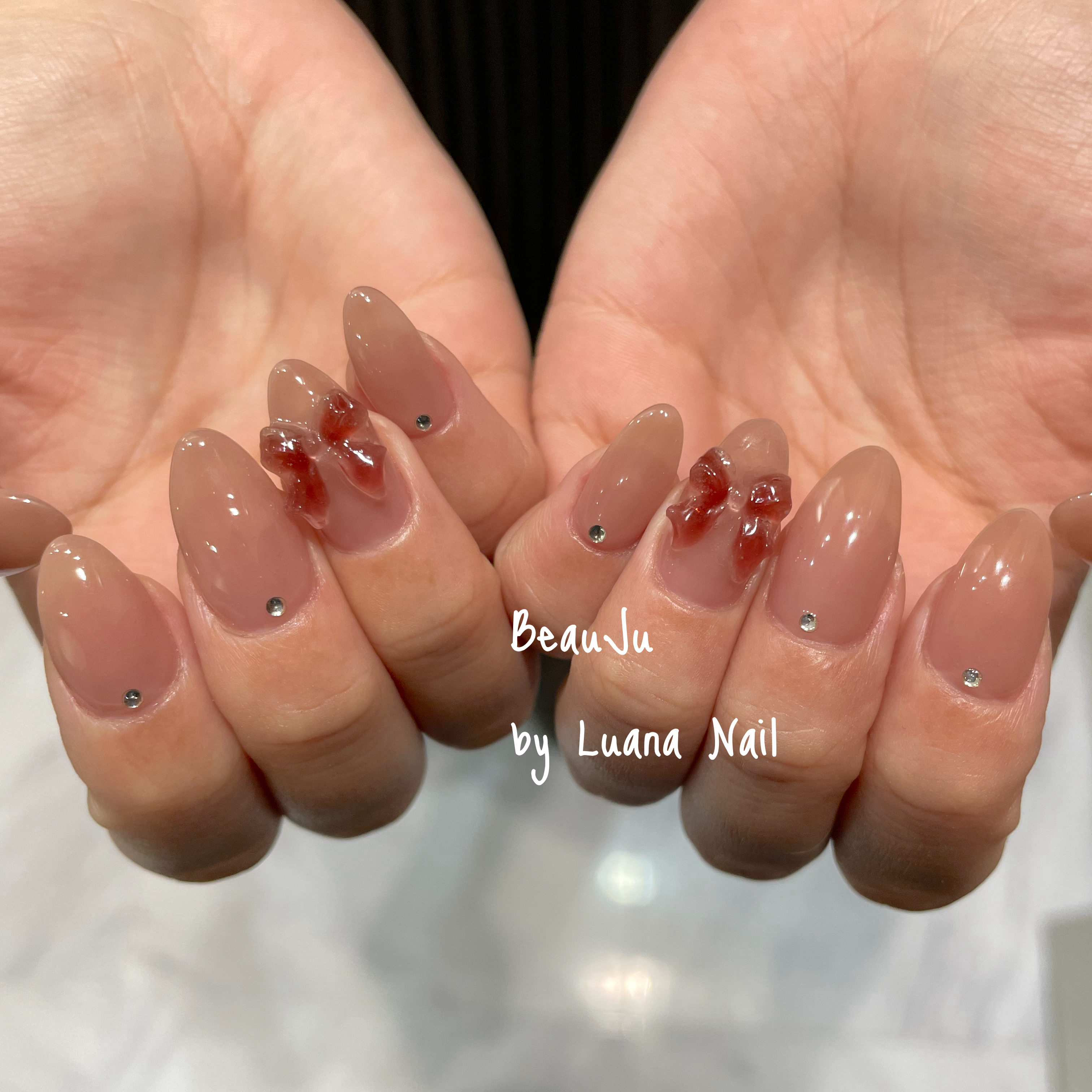 BeauJu_by_Luana_Nail
