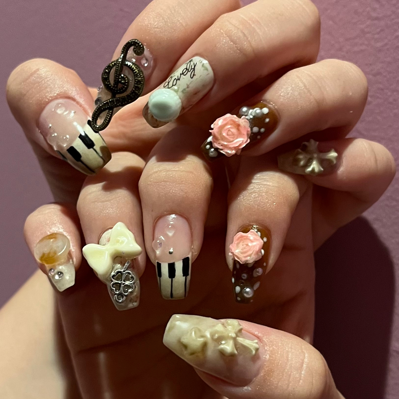 hvn__nail