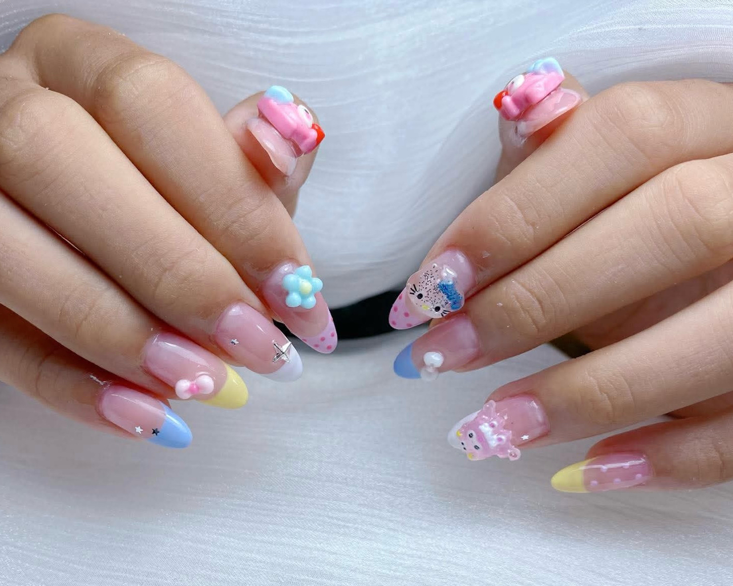 RosieNail_staff