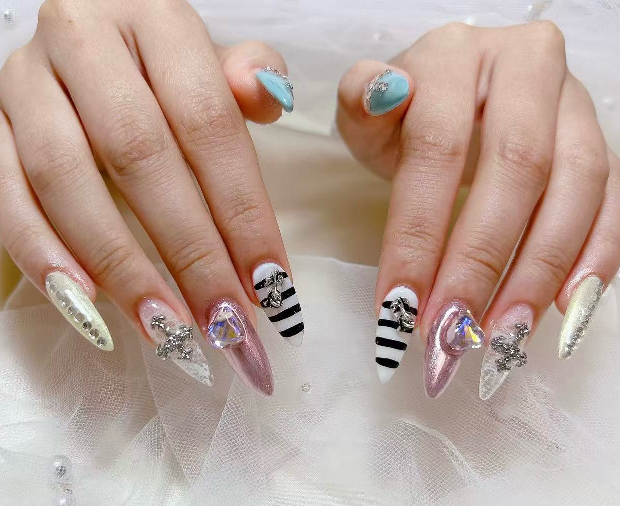 Miki.....Nail