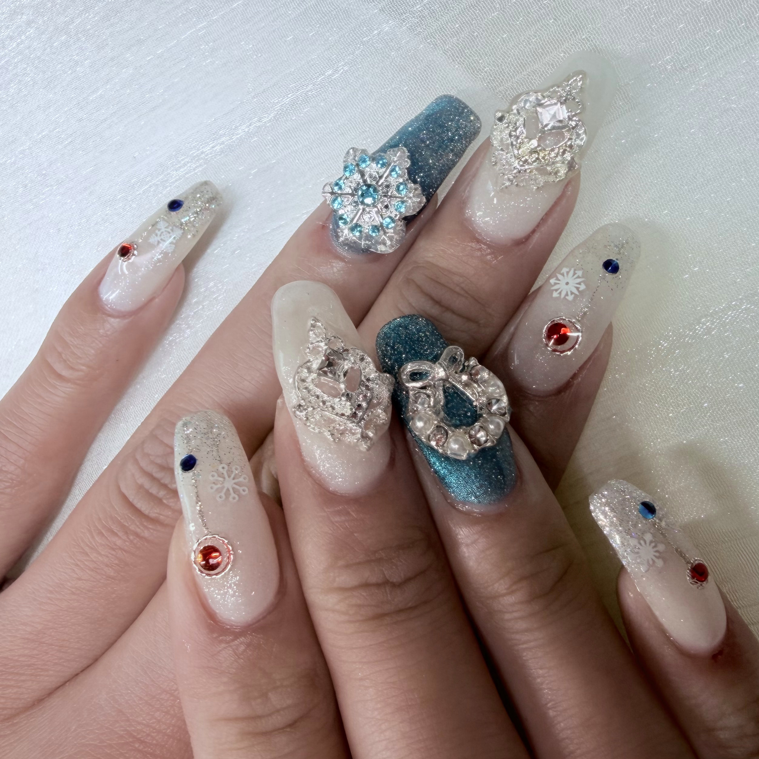 WhiteNail