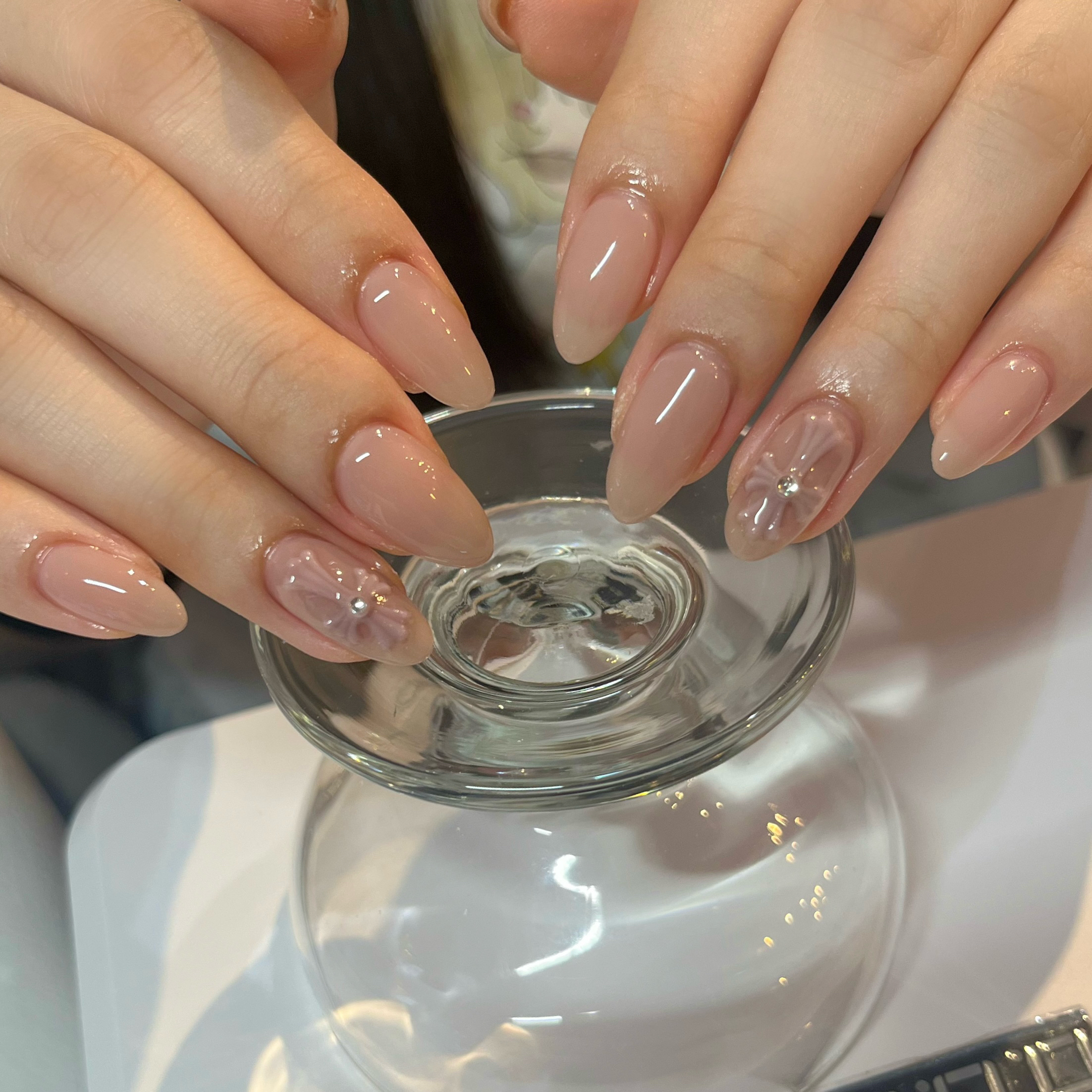 glimpse_nail