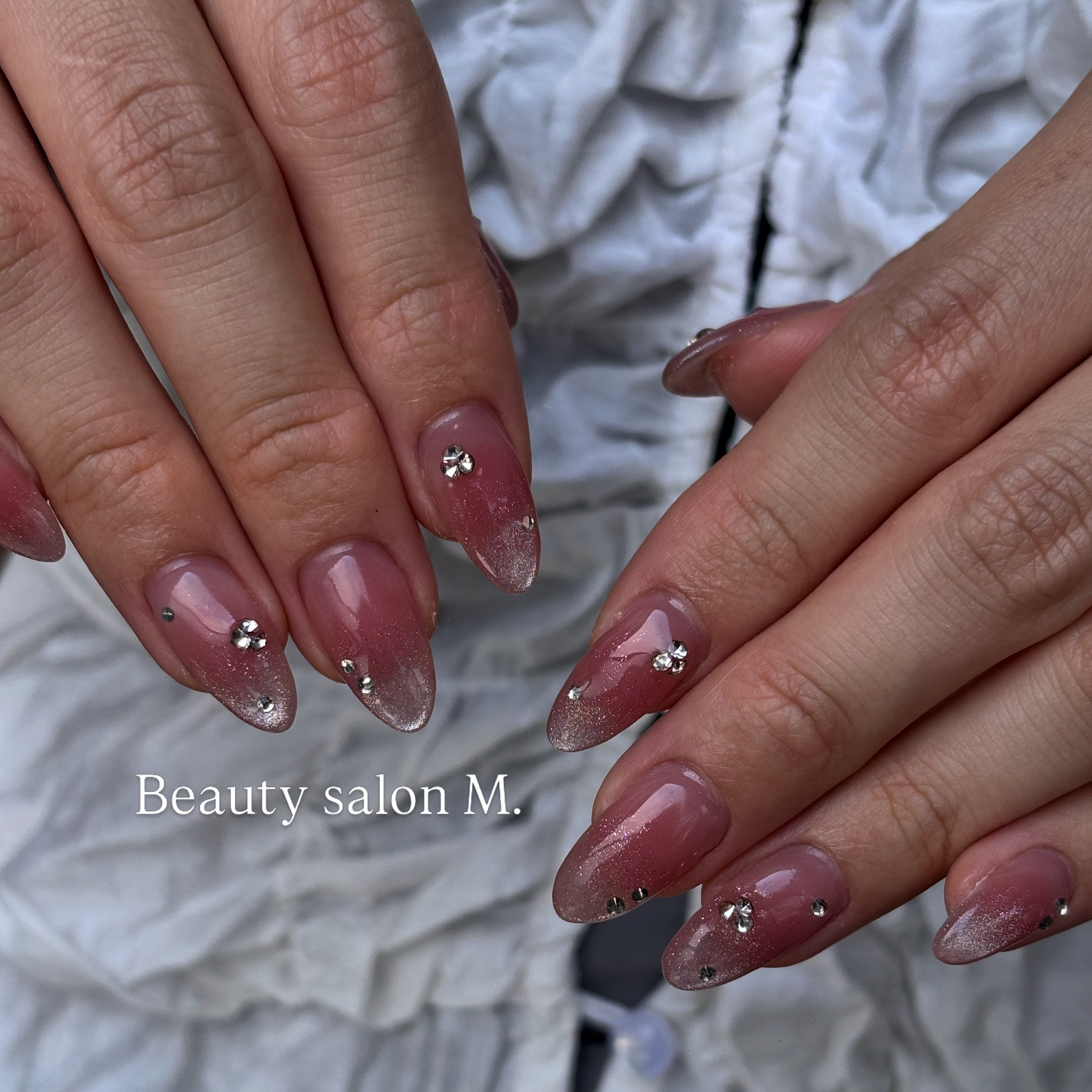 nail_salon.m