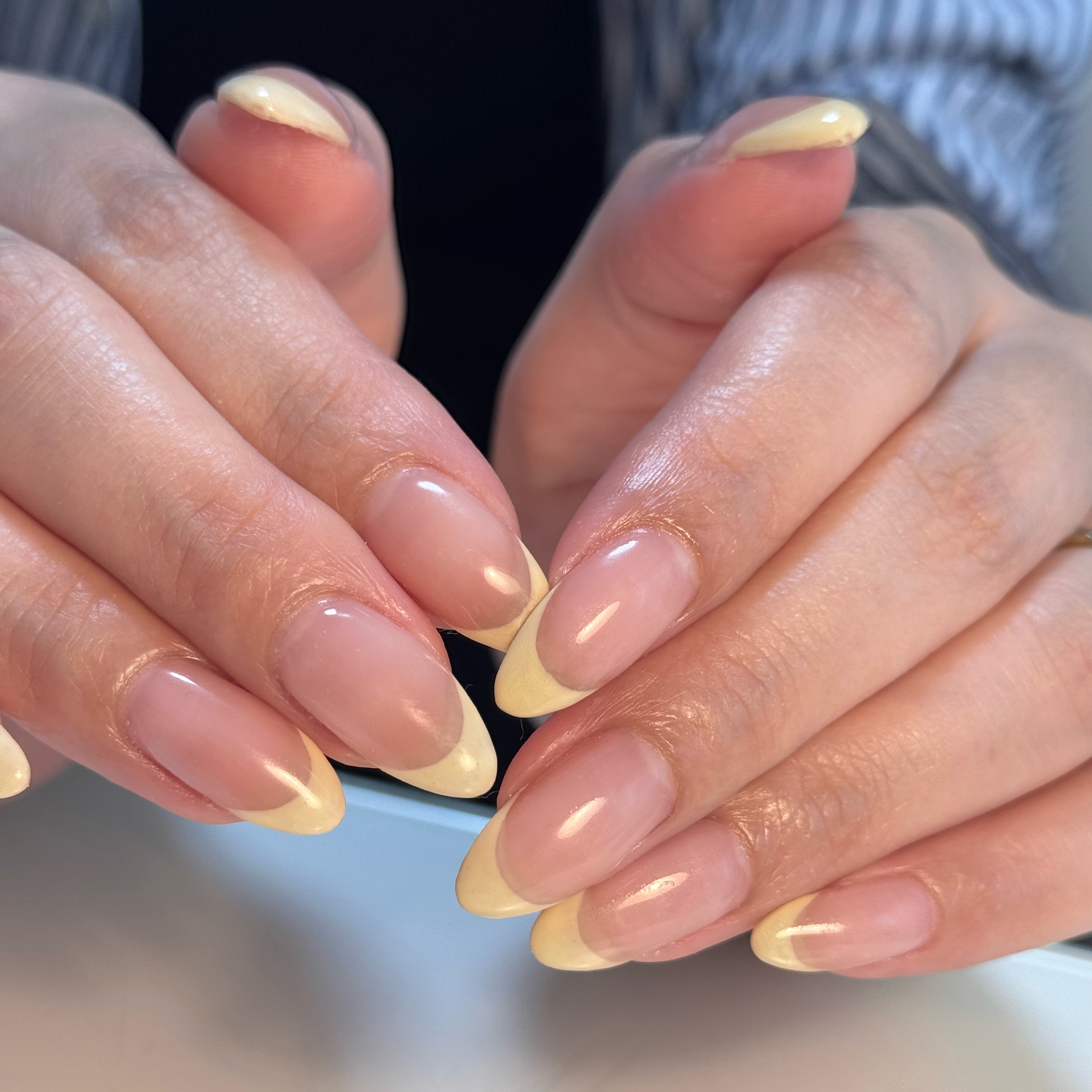 nailsalon_embe