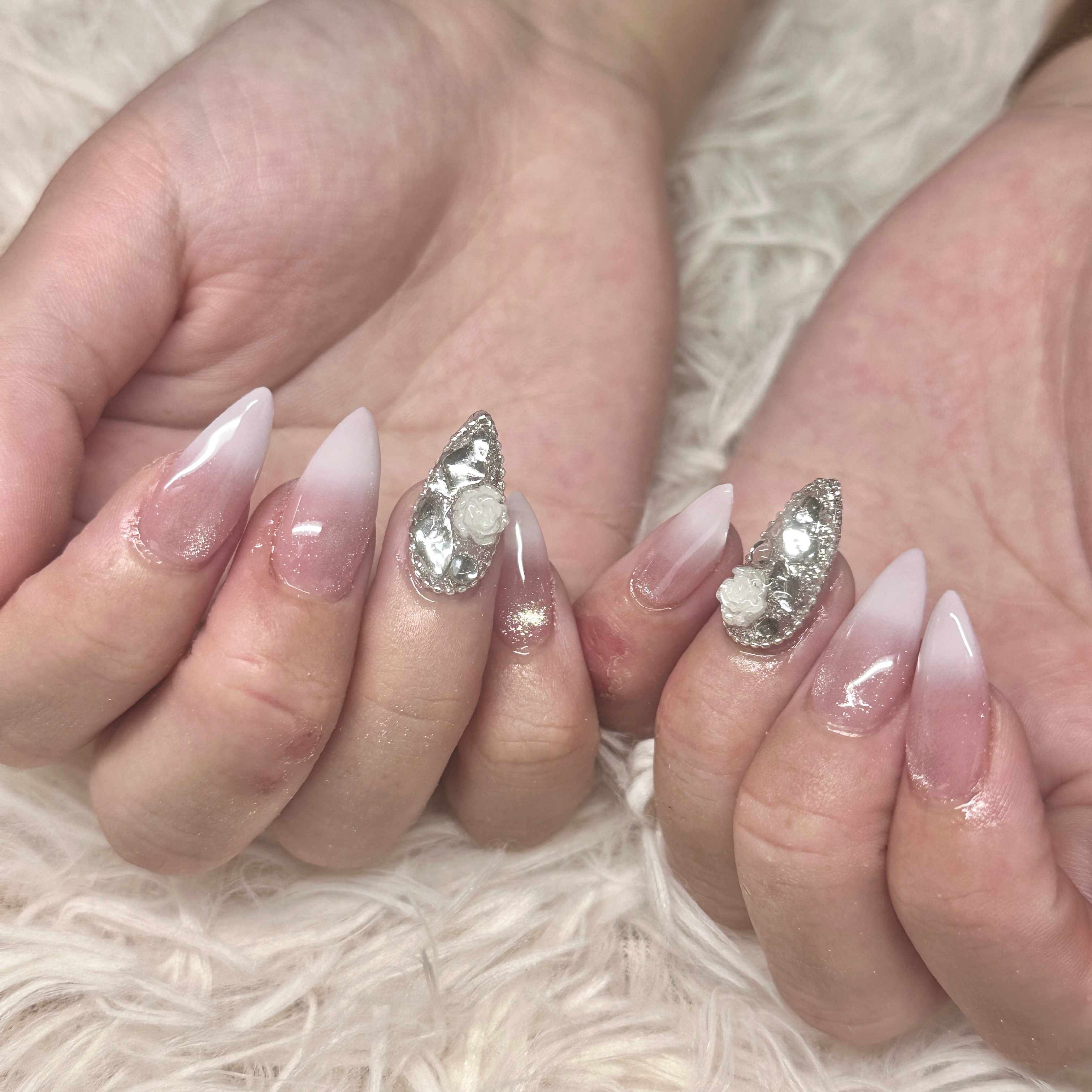 llainail