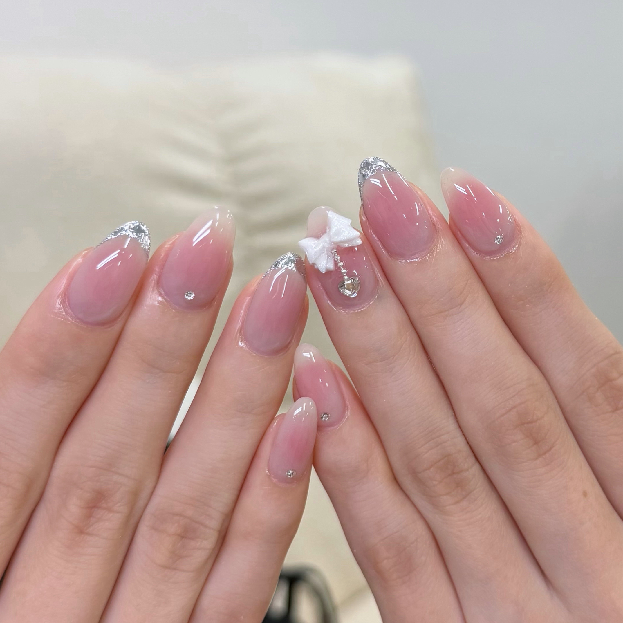 FLY_nail_salon_