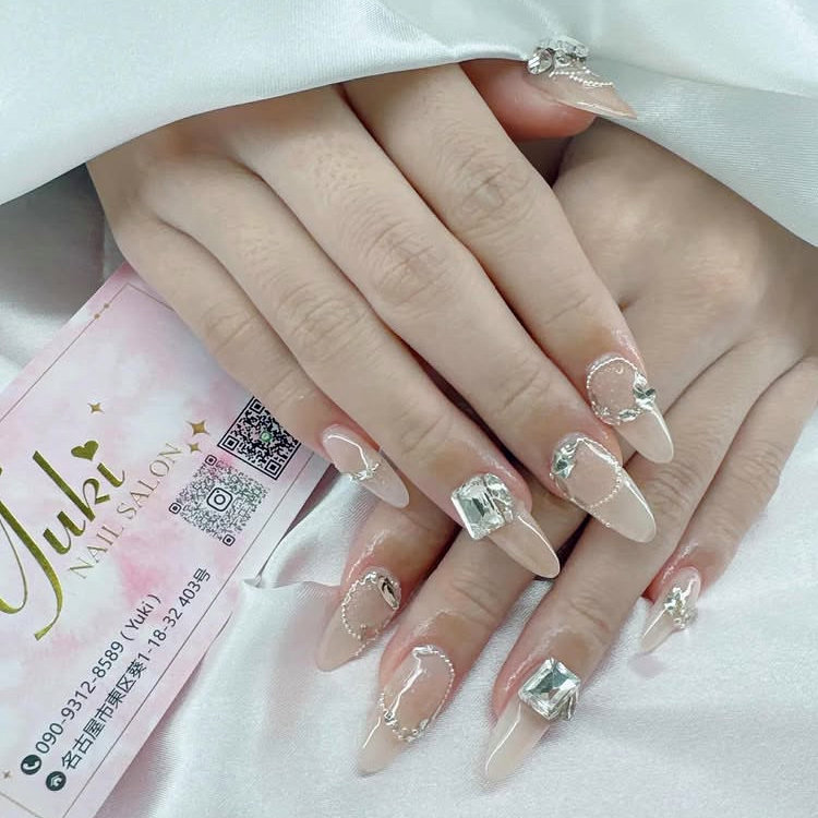 Anh_yuki_salon