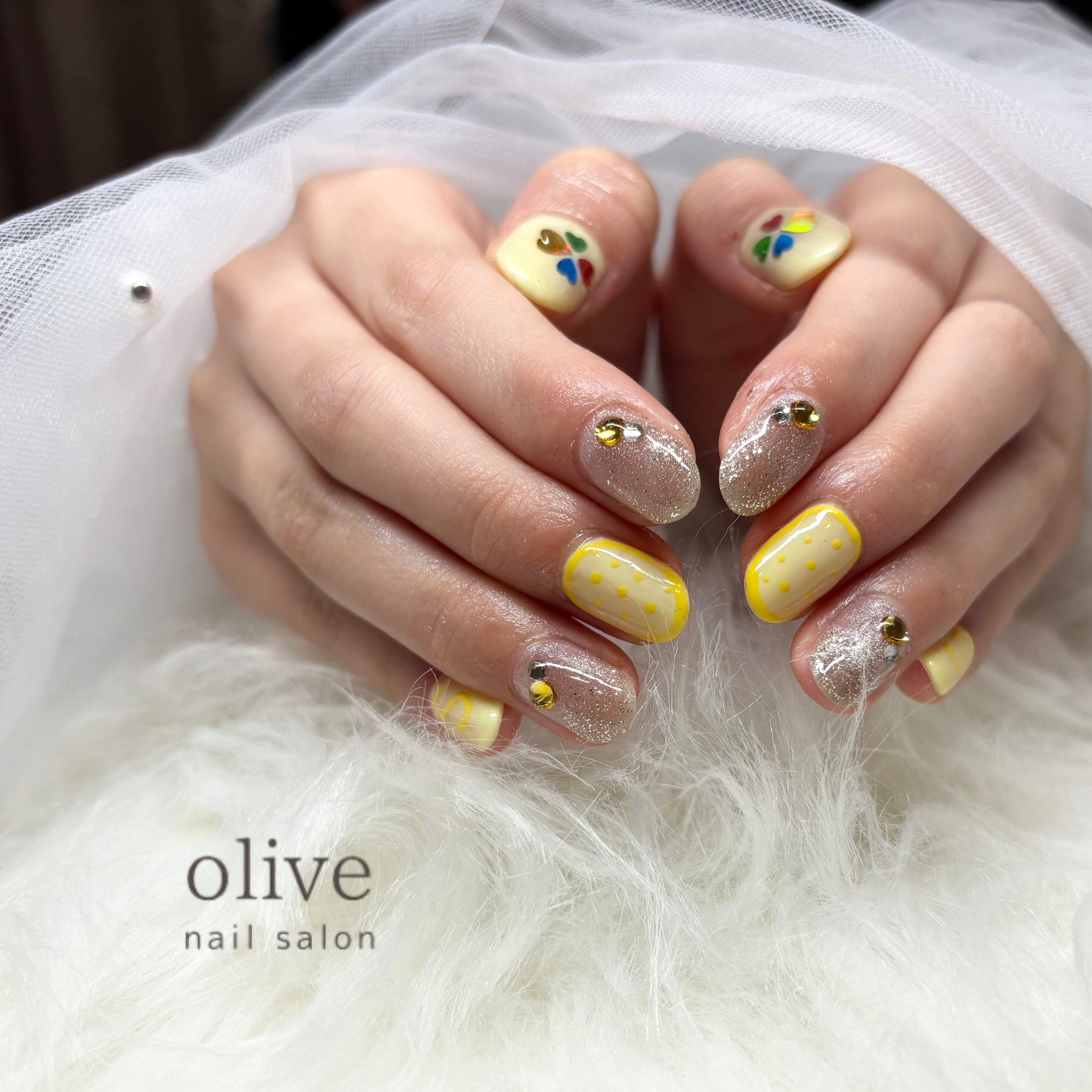 olive.nail.private.salon