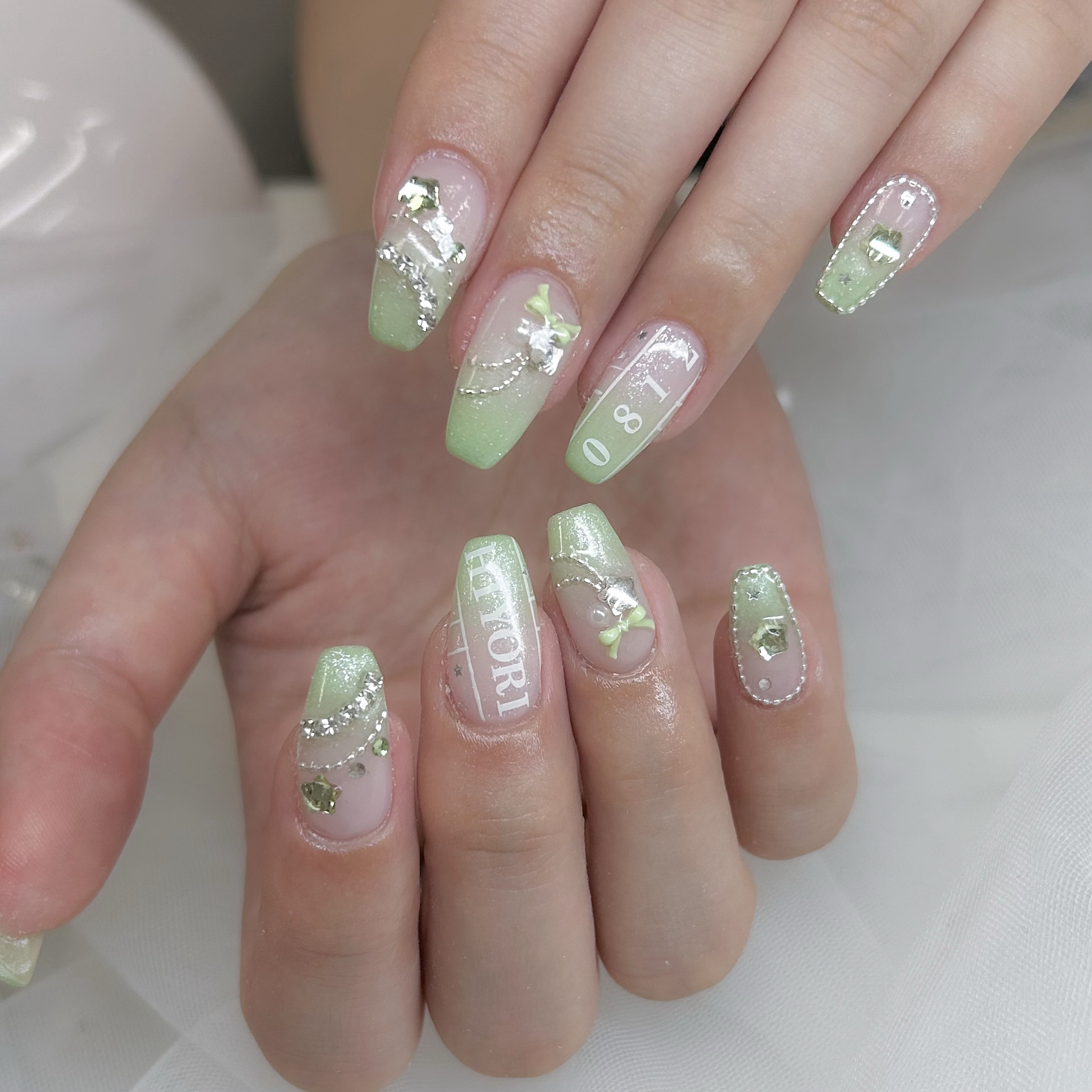 and_M_HITOMI