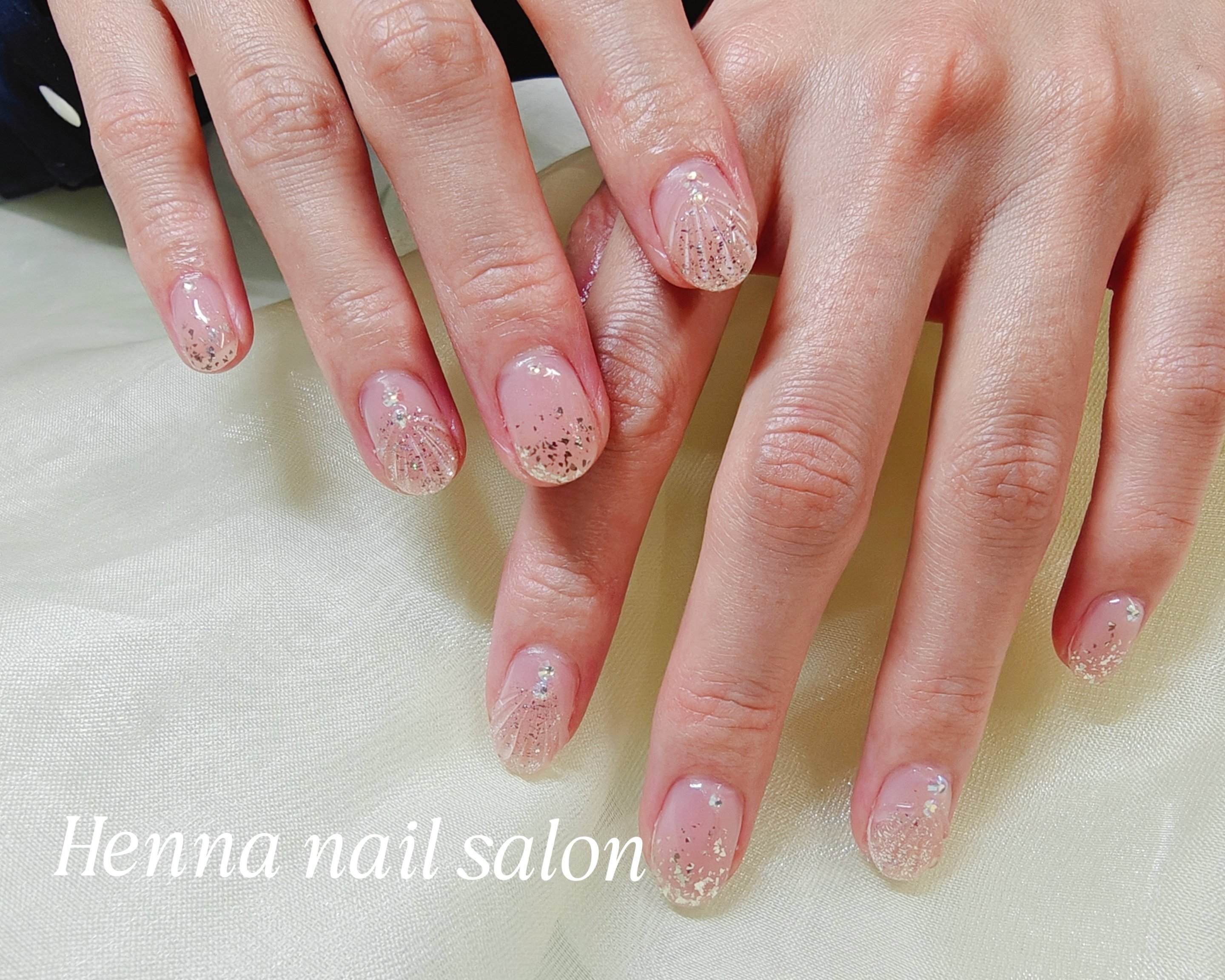Henna_nail