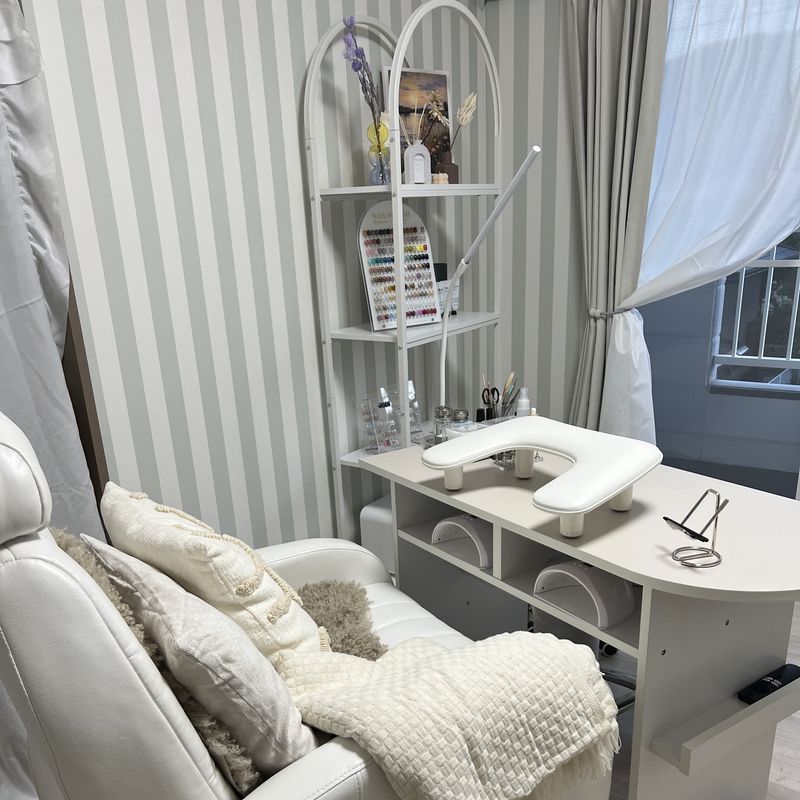 nailsalon_colon