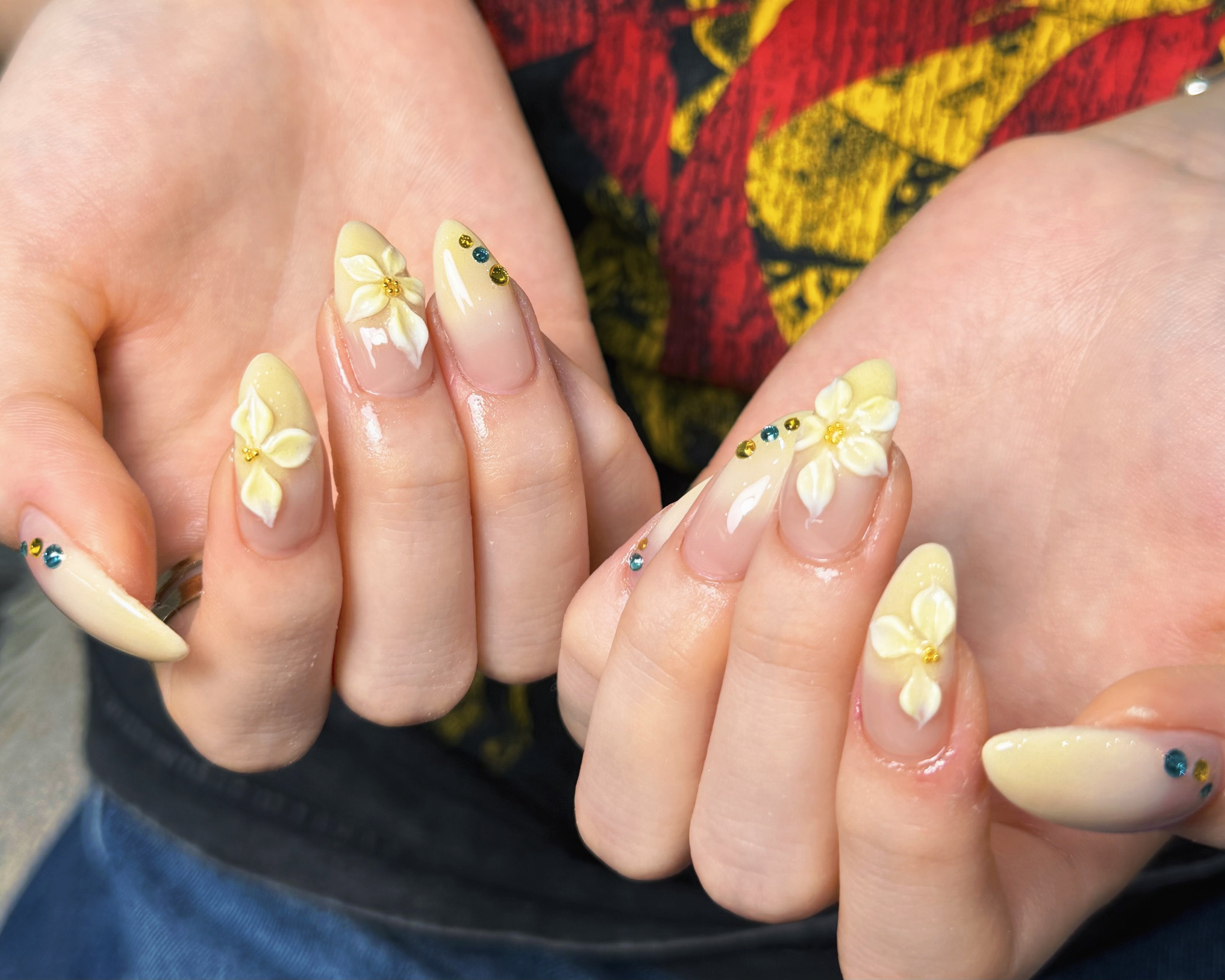 UM_NailSALON