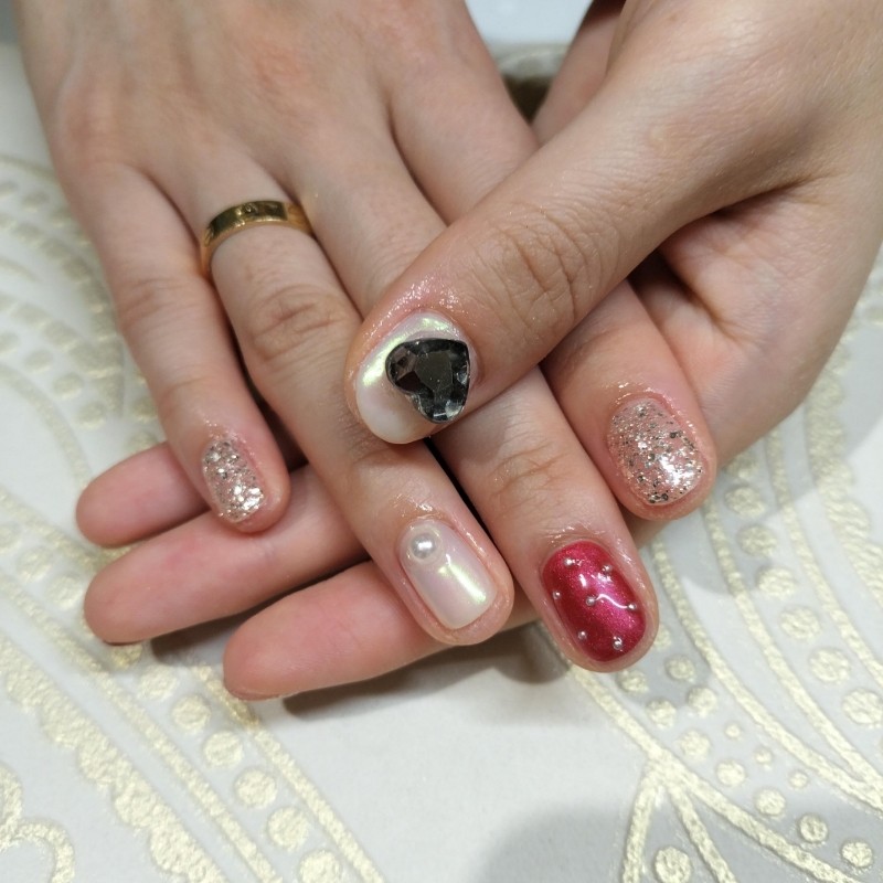 MAGU_nail