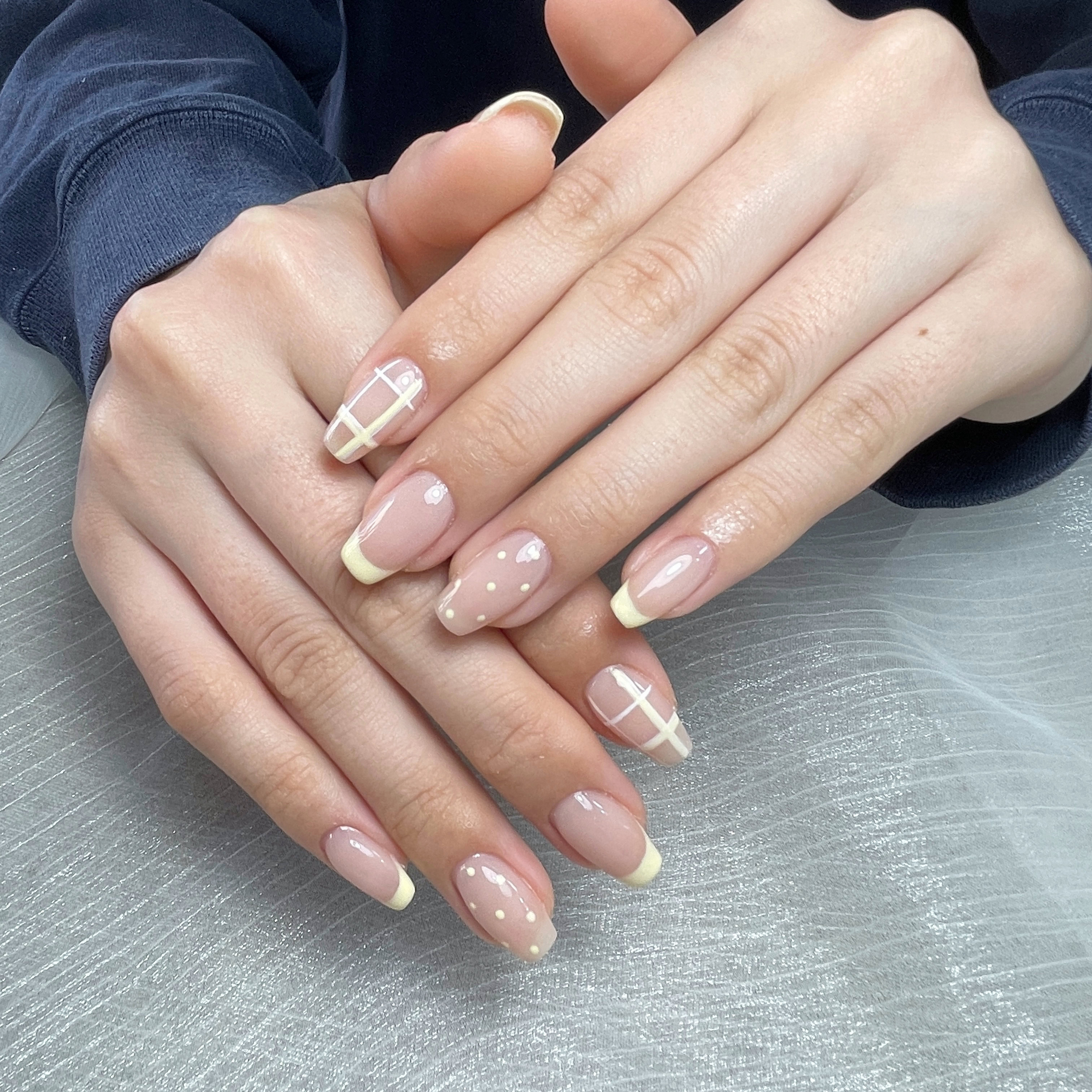 PeachNail_staff