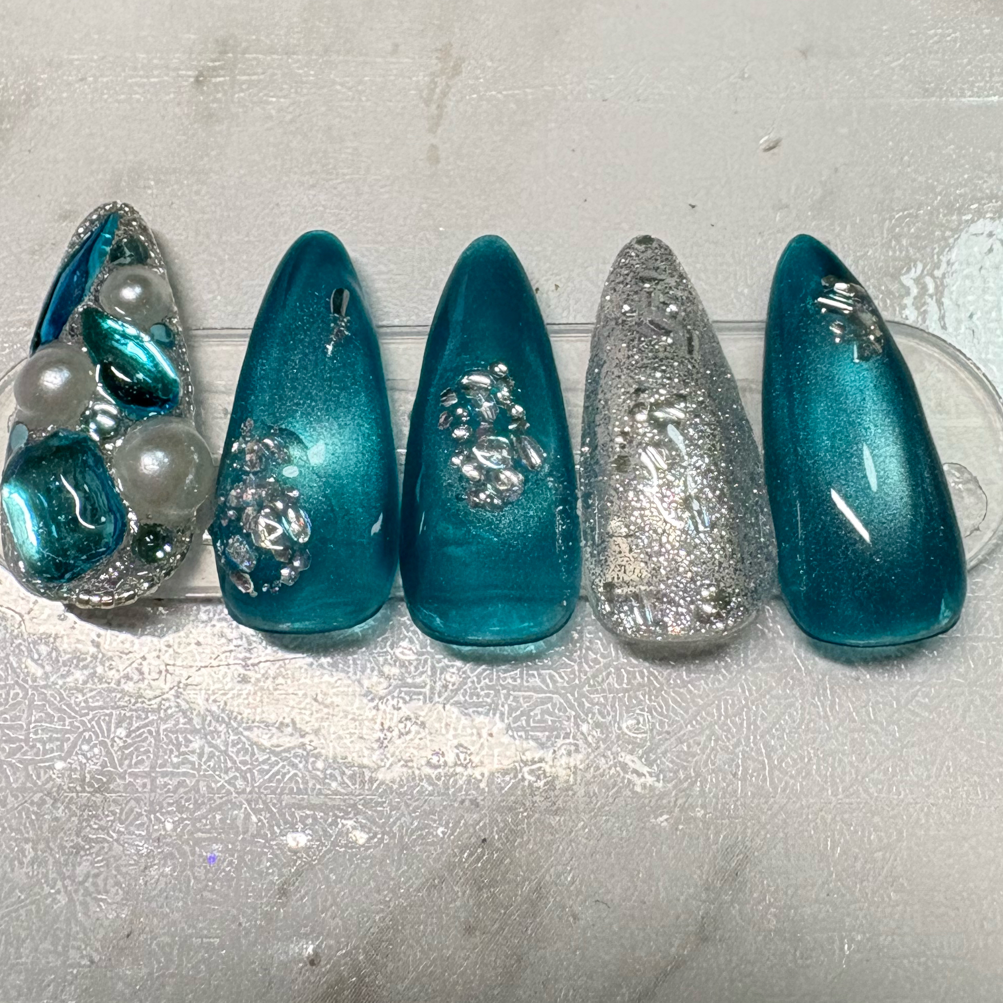 P_nail0319