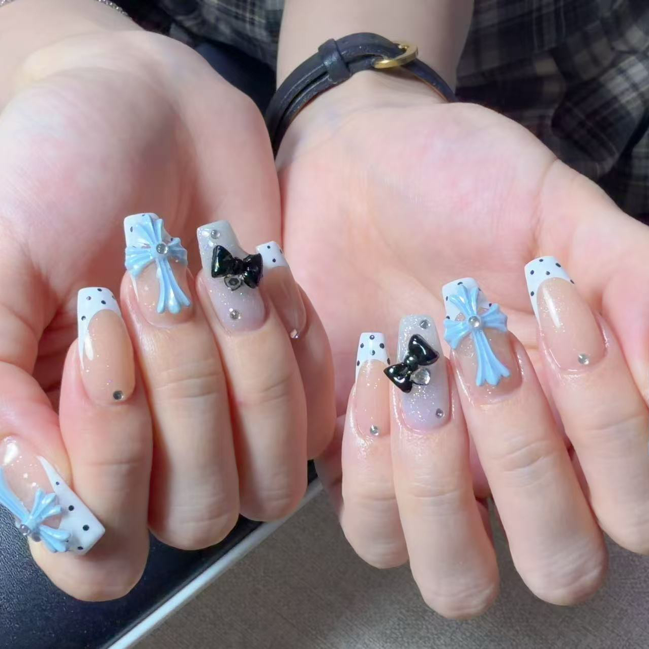 Nail_Jolie.123