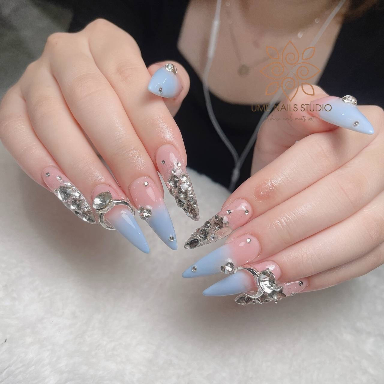 Akina_nail_ume