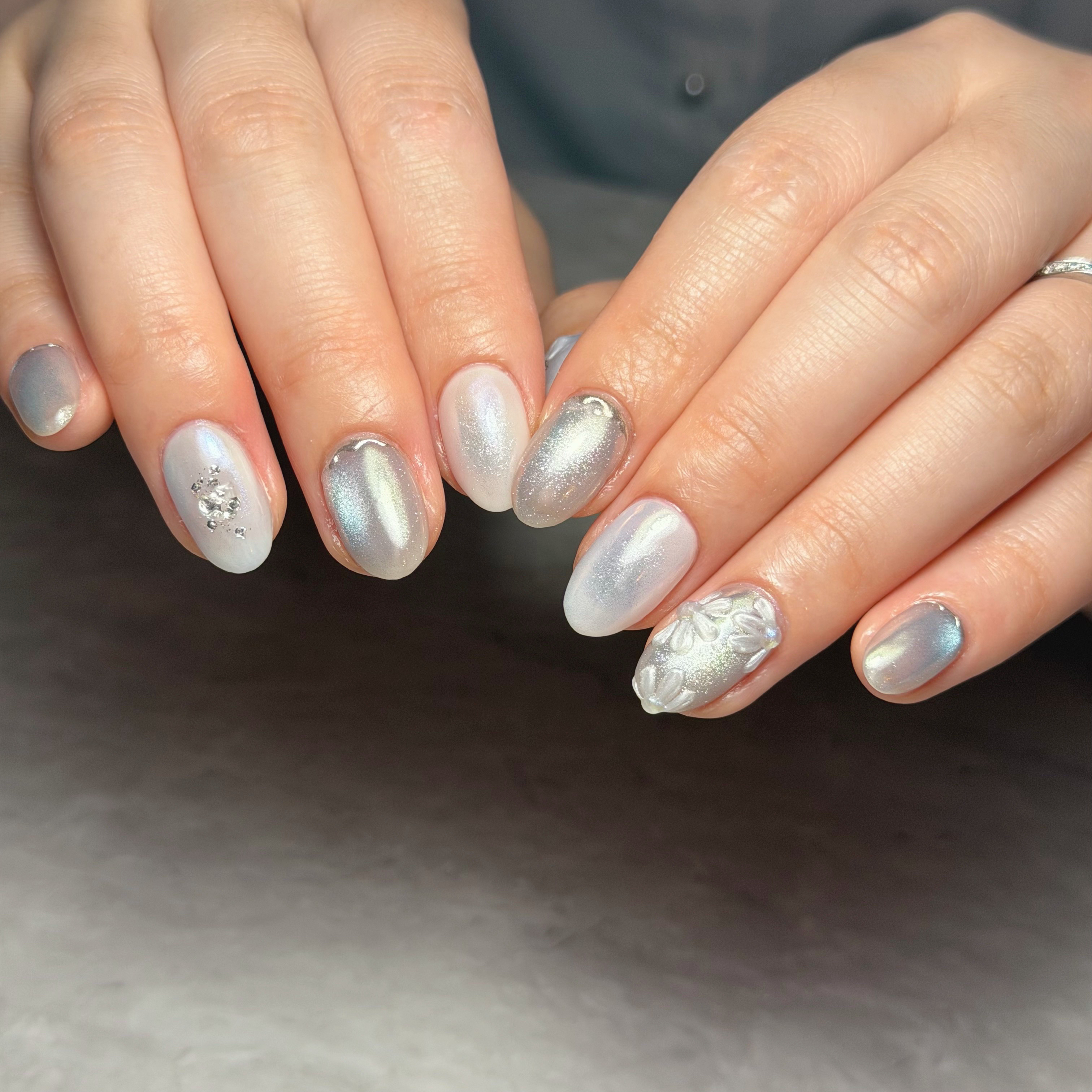 y.i__nail