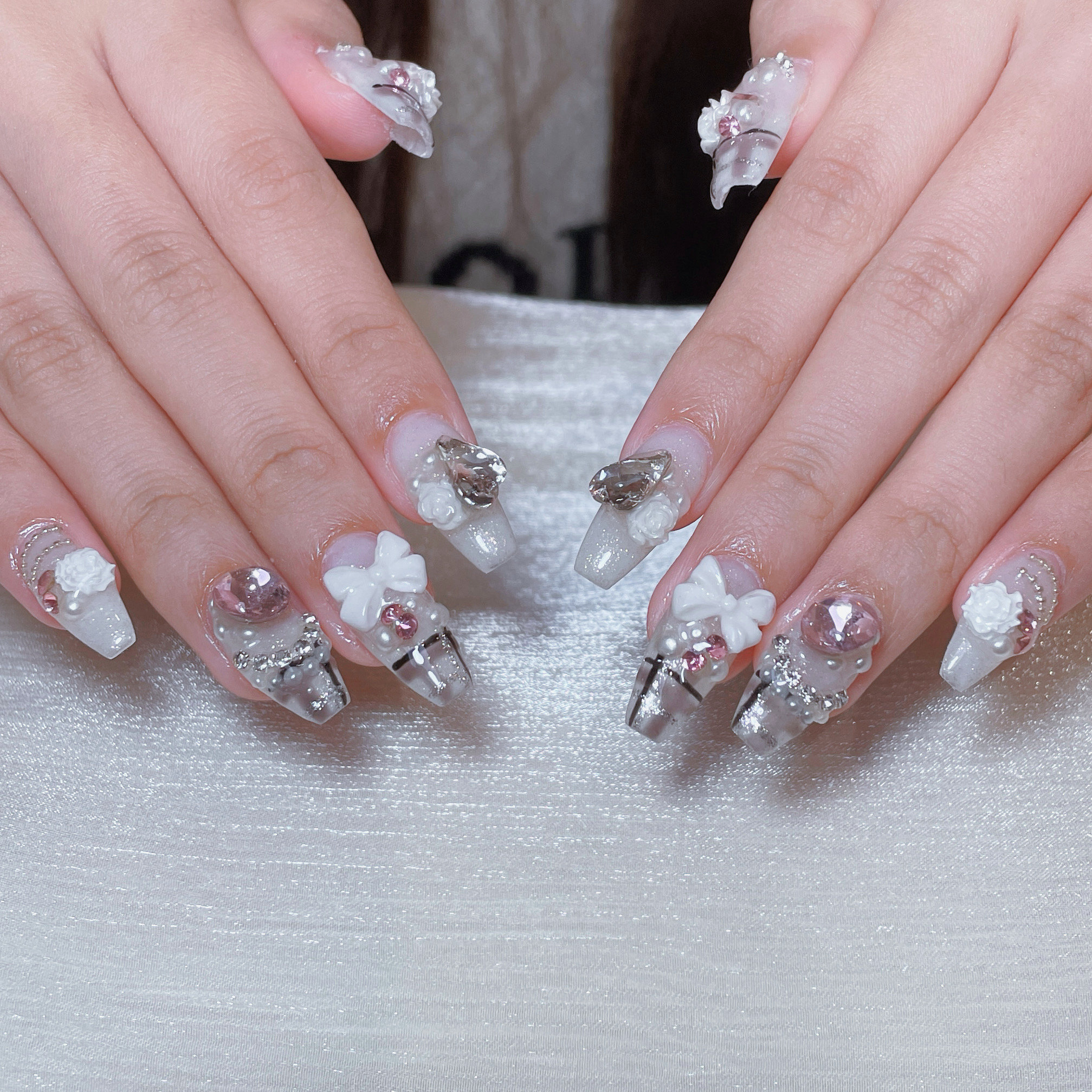 Lumina_Nail_