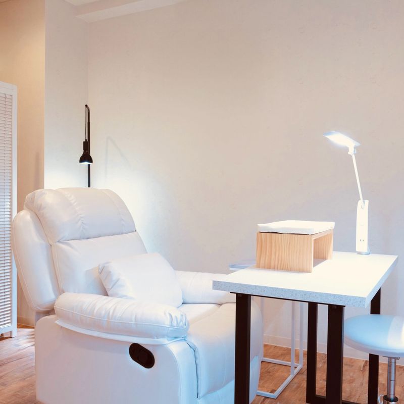 Thirty3 アイラッシュ＆ネイル 横浜元町