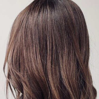Roomy_to_hair