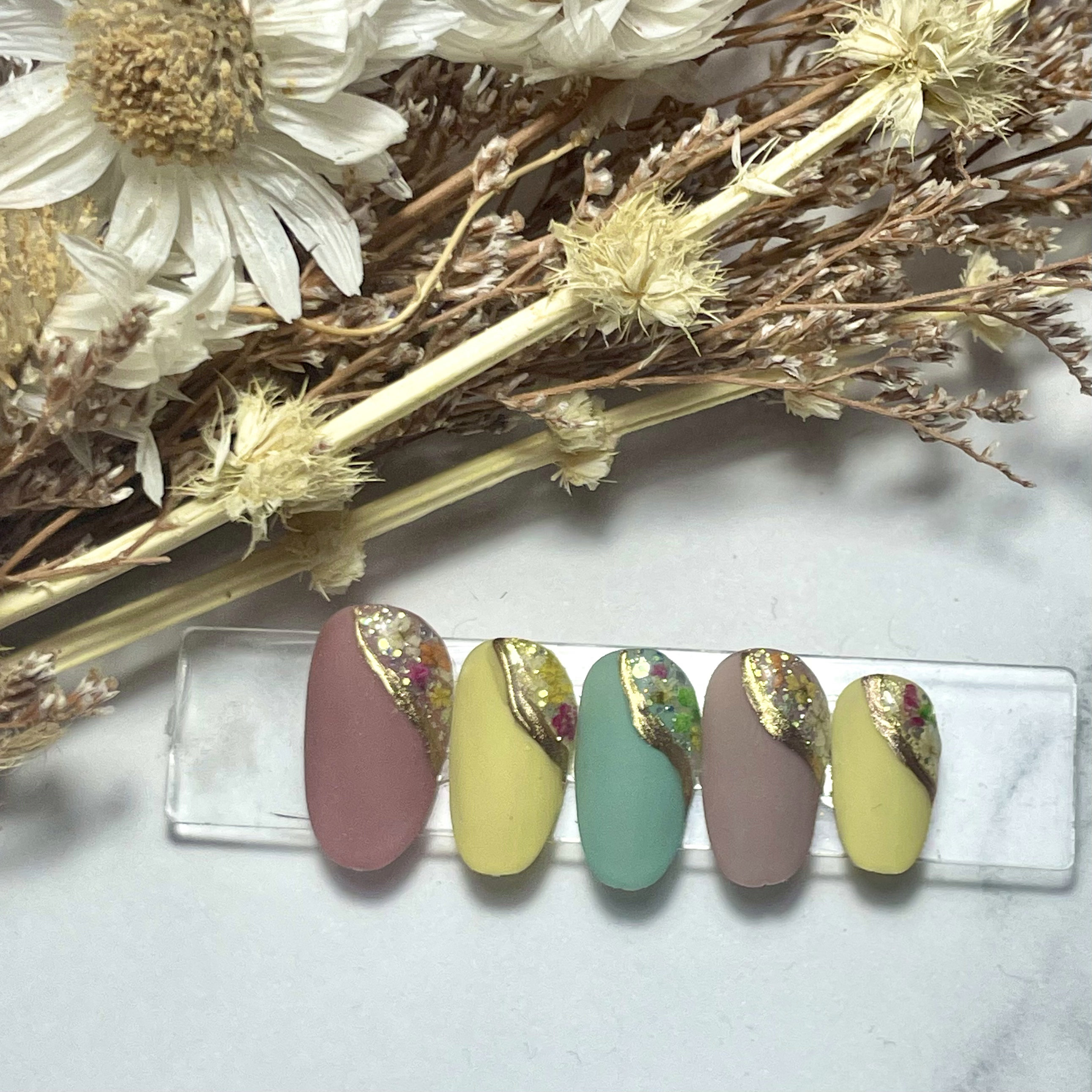 Beo_nail